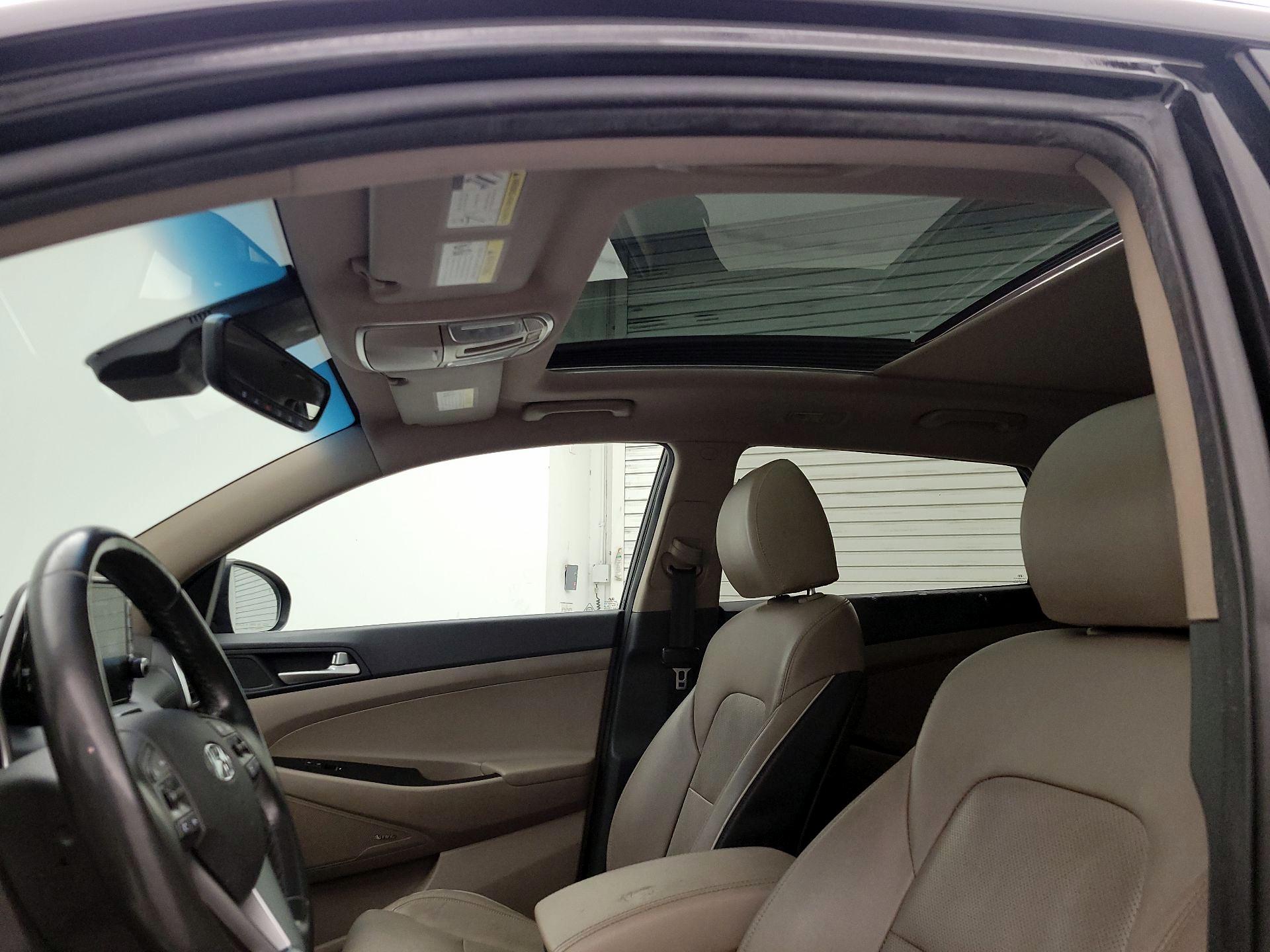 Thumbnail: 2021 Hyundai Tucson - 19