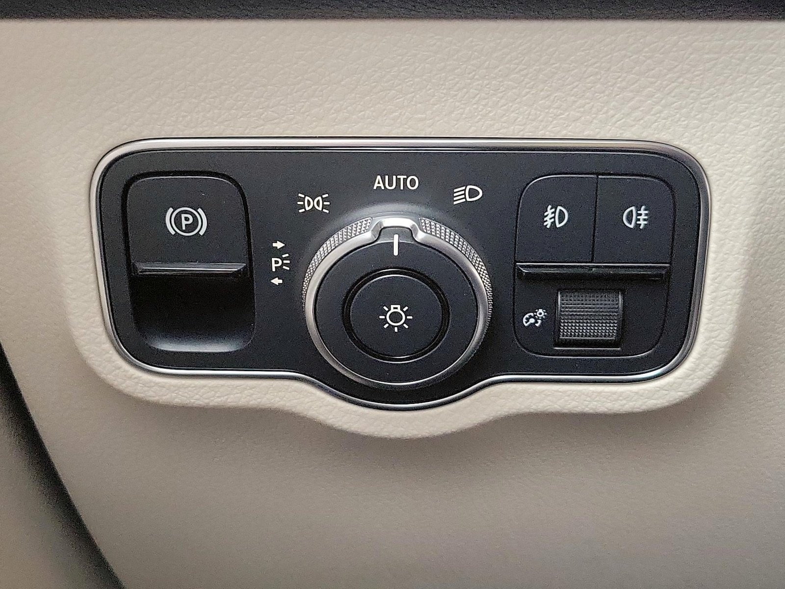 2023 Mercedes-Benz GLB Base - Photo 14