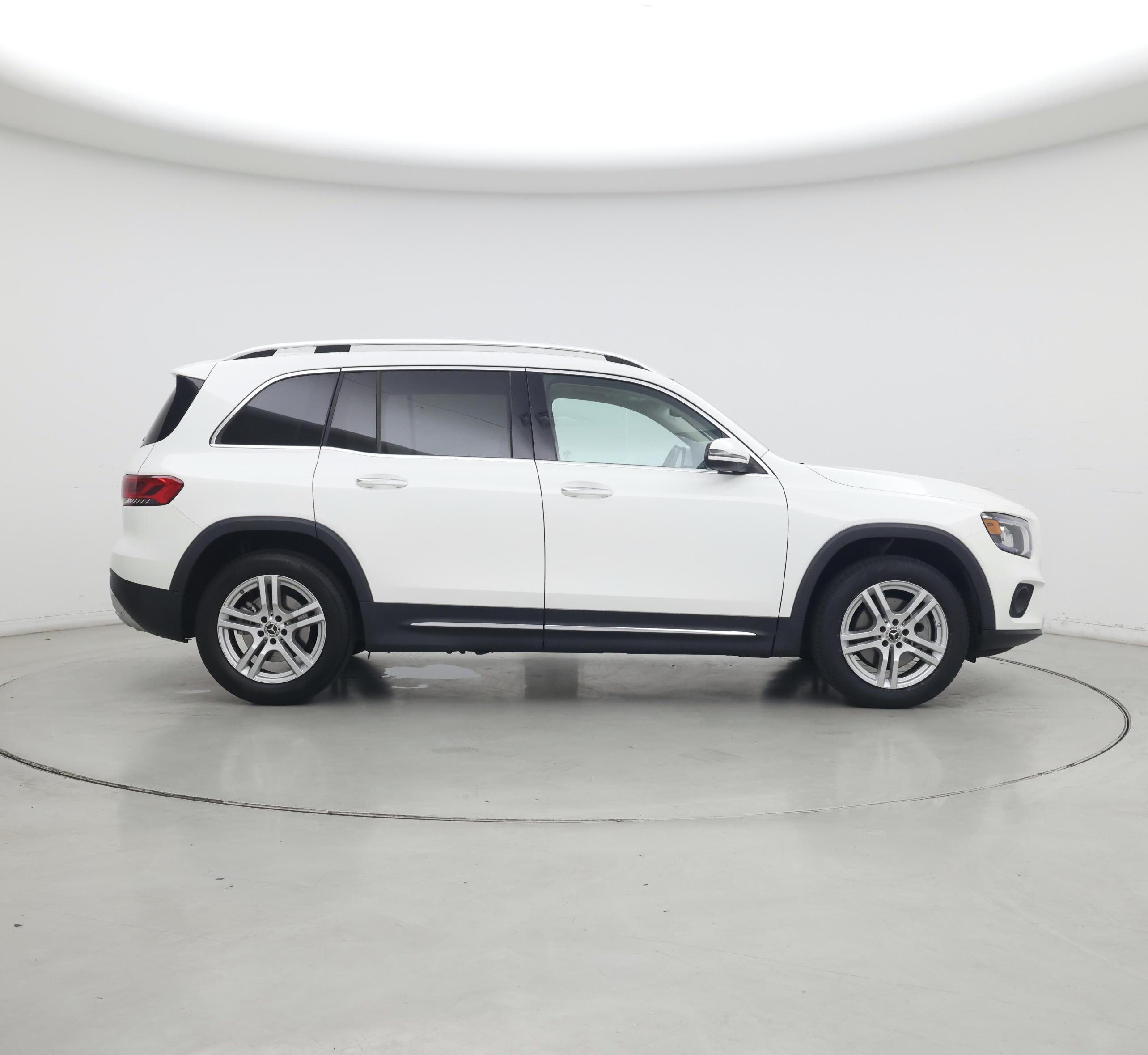 Thumbnail: 2023 Mercedes-Benz GLB - 7