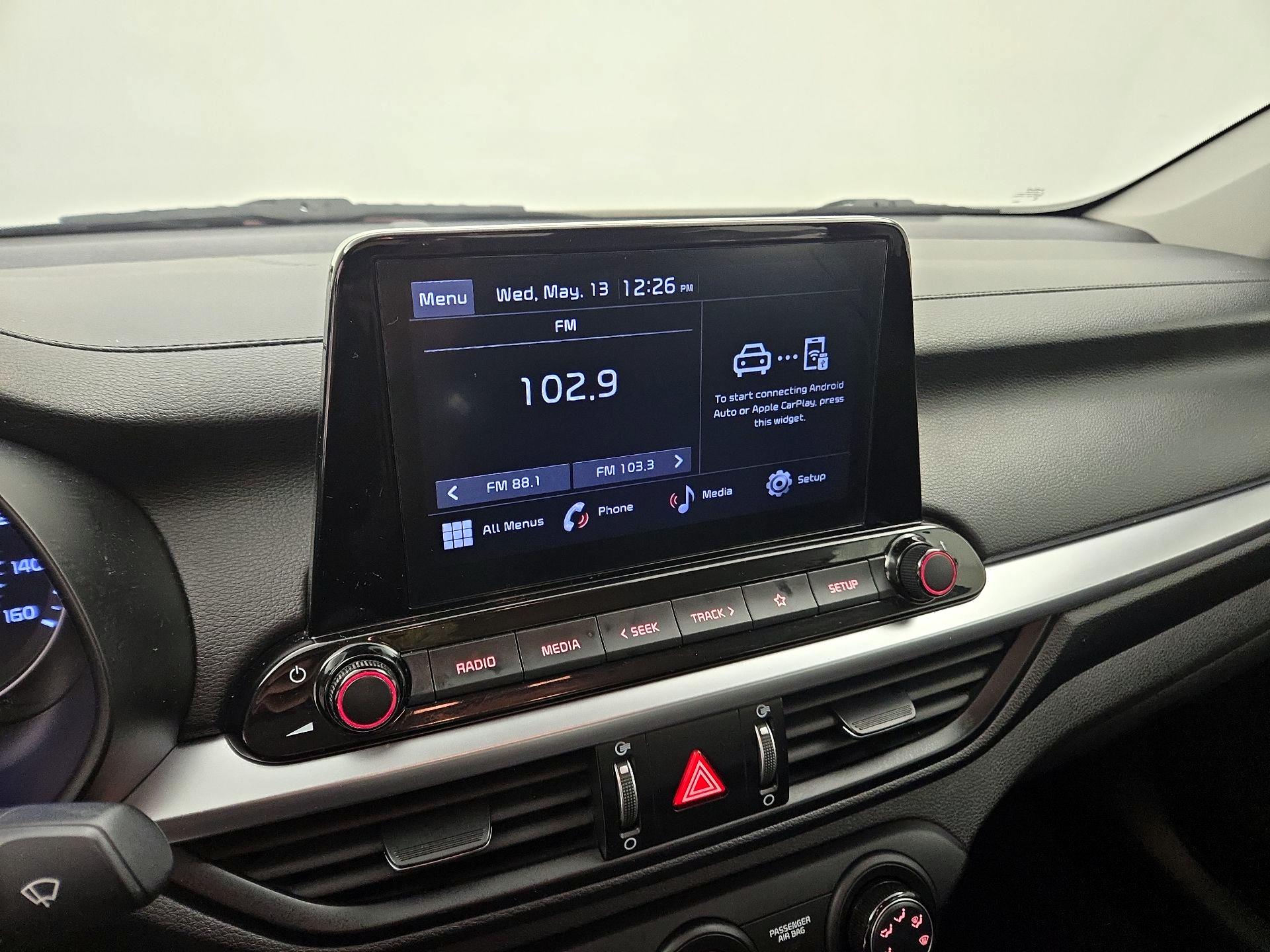 Thumbnail: 2022 Kia Forte - 14