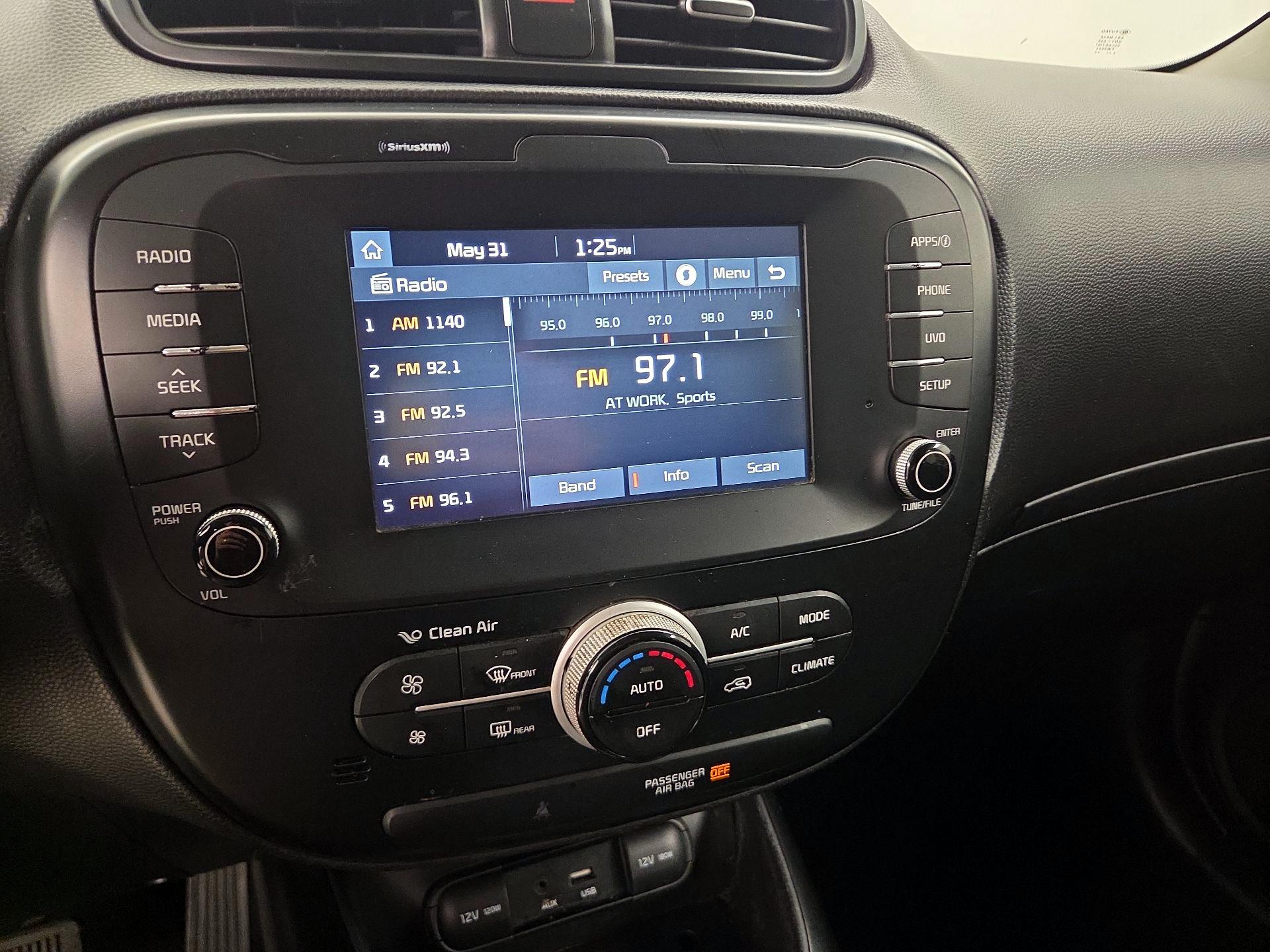 Thumbnail: 2019 Kia Soul - 15