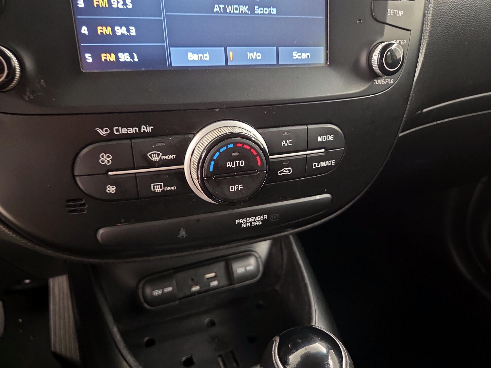 Thumbnail: 2019 Kia Soul - 16