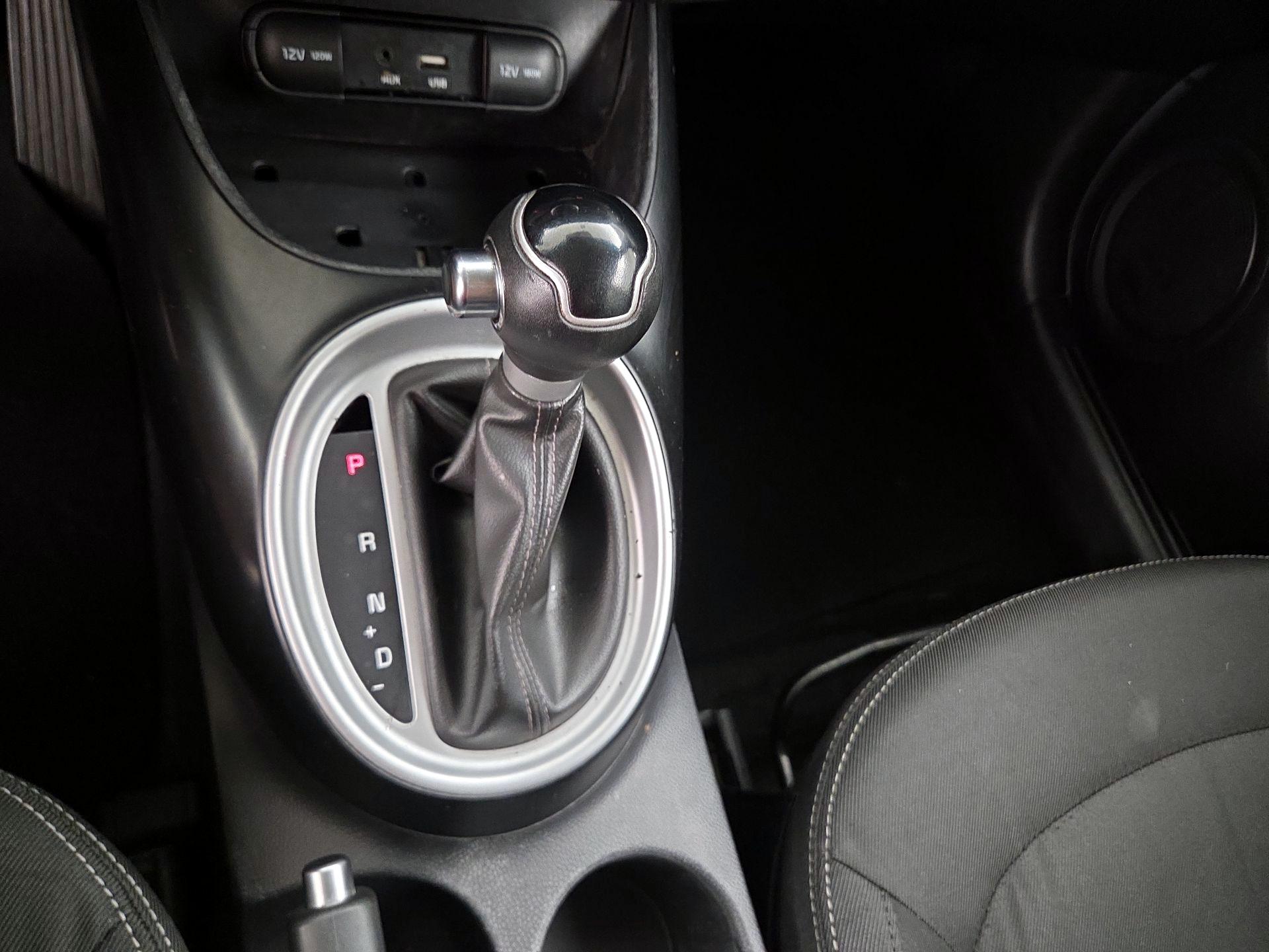 Thumbnail: 2019 Kia Soul - 17