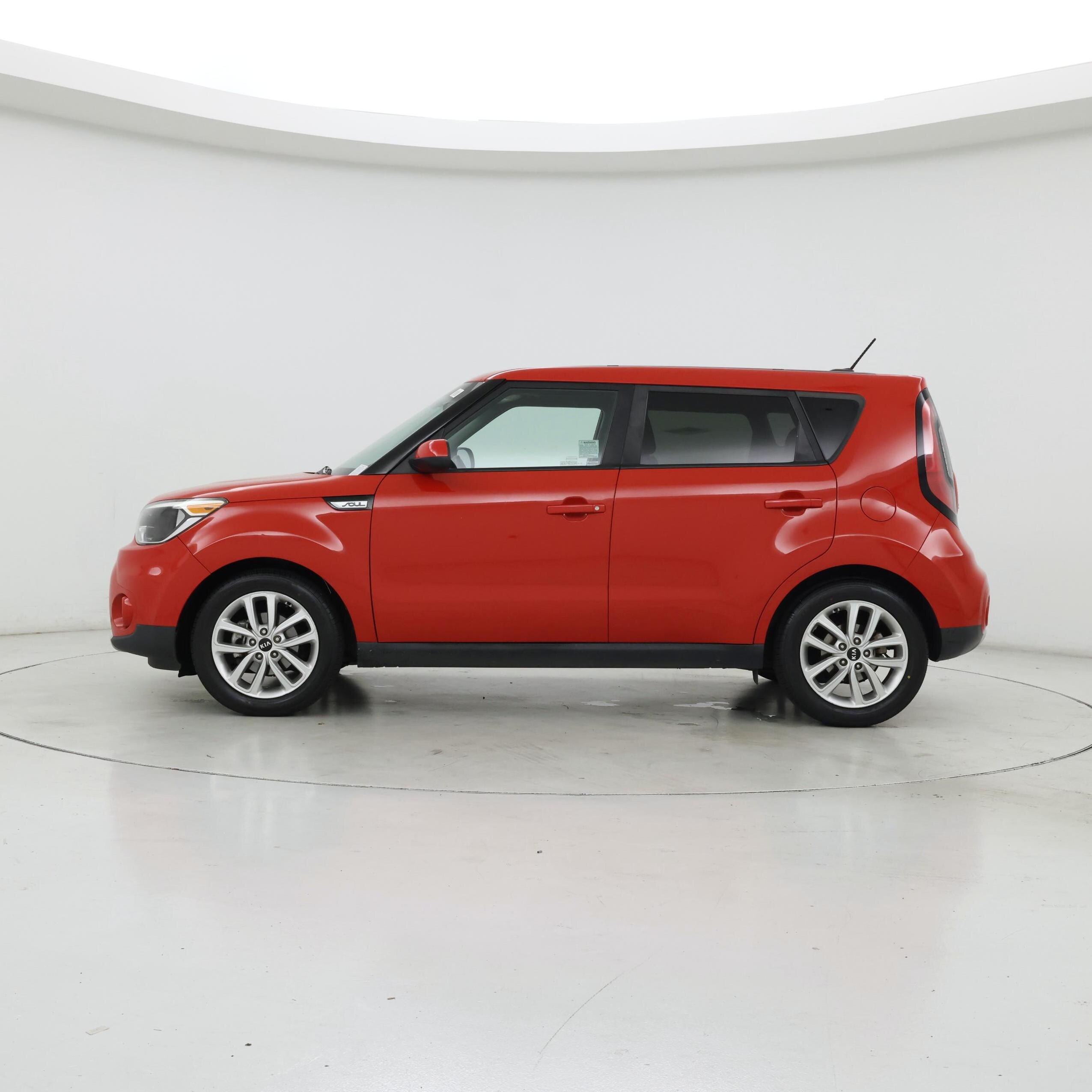 Thumbnail: 2019 Kia Soul - 3