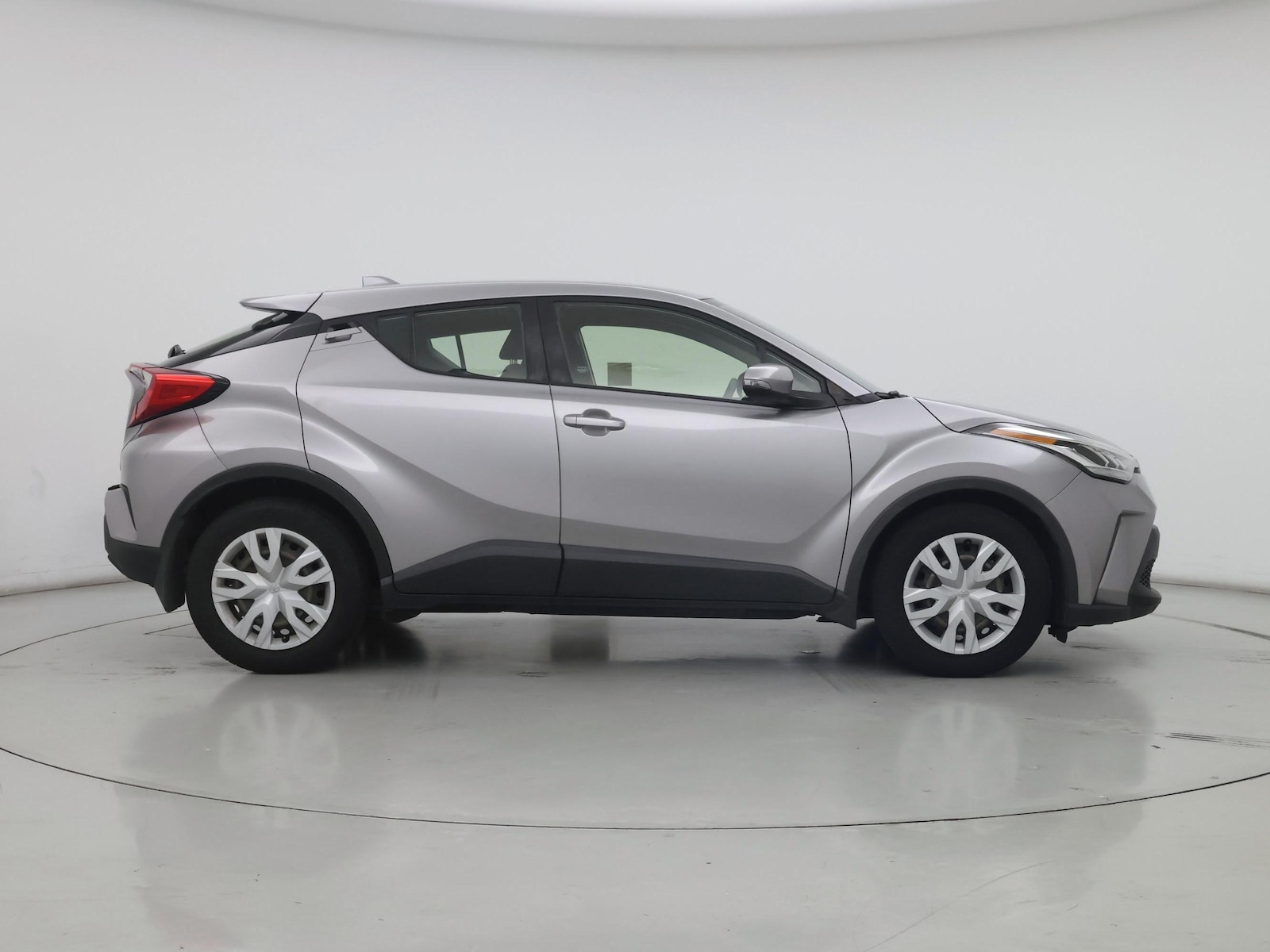 2020 Toyota C-HR LE - Photo 8