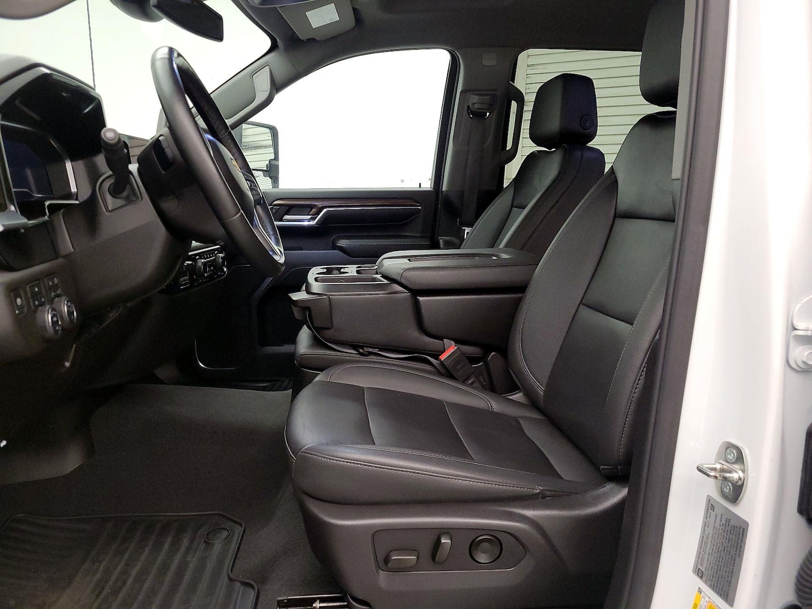 2024 Chevrolet Silverado 2500HD LT - Photo 12