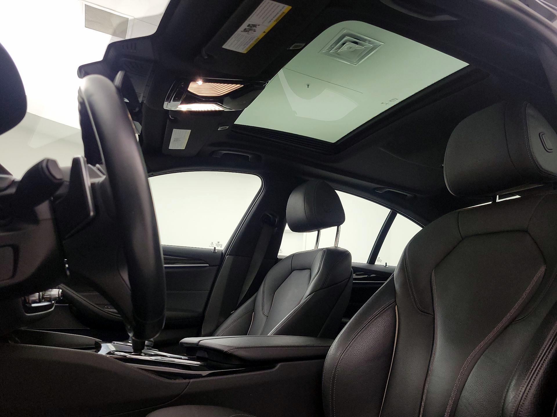 Thumbnail: 2019 BMW 5 Series - 20