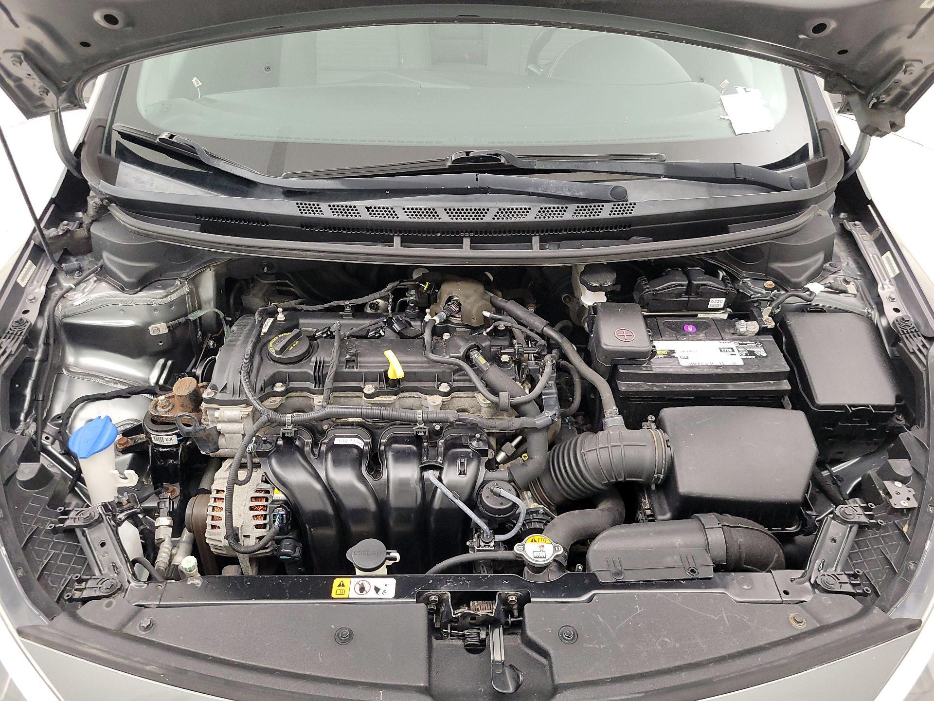 Thumbnail: 2015 Kia Forte - 20