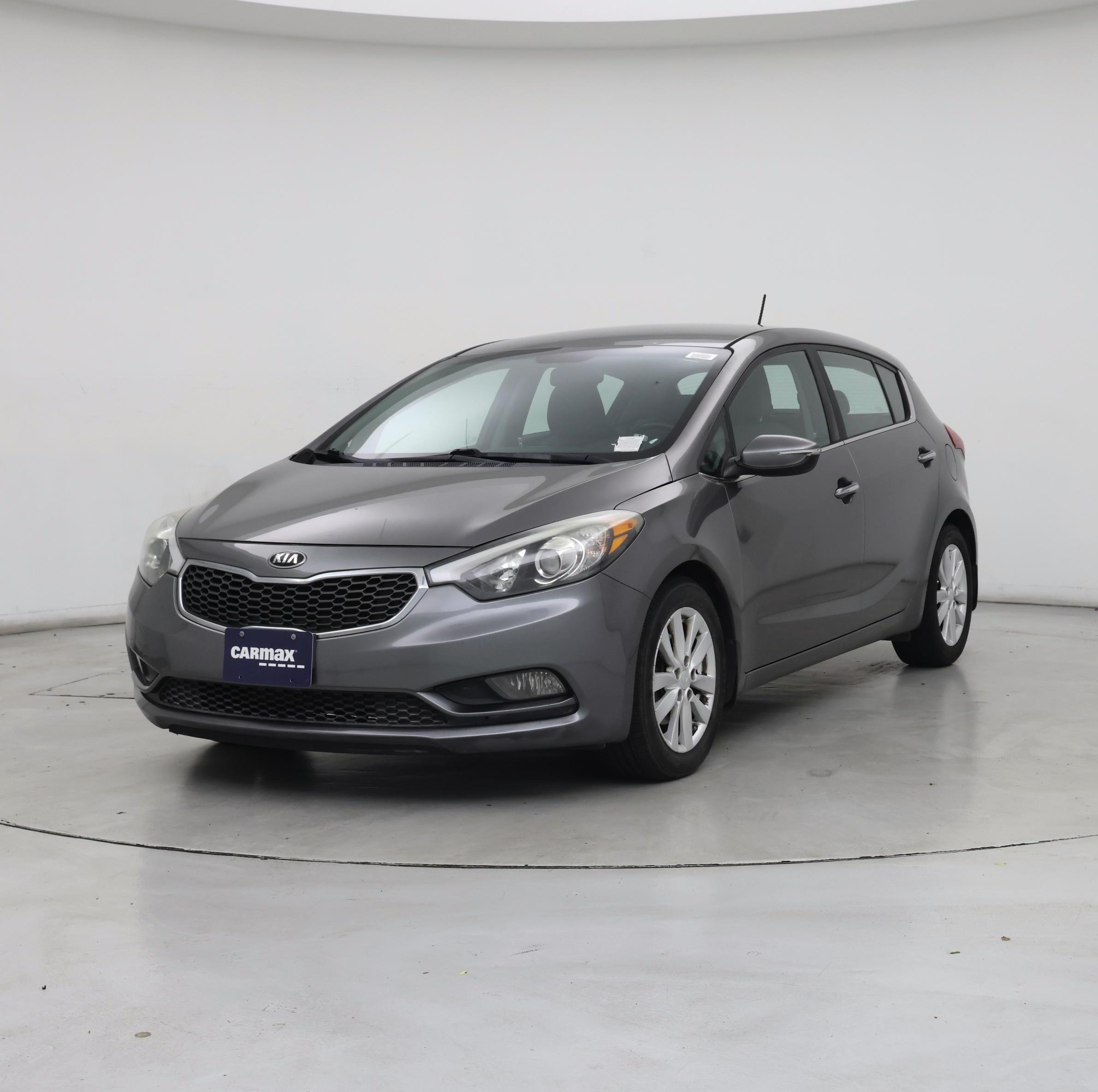 Thumbnail: 2015 Kia Forte - 4