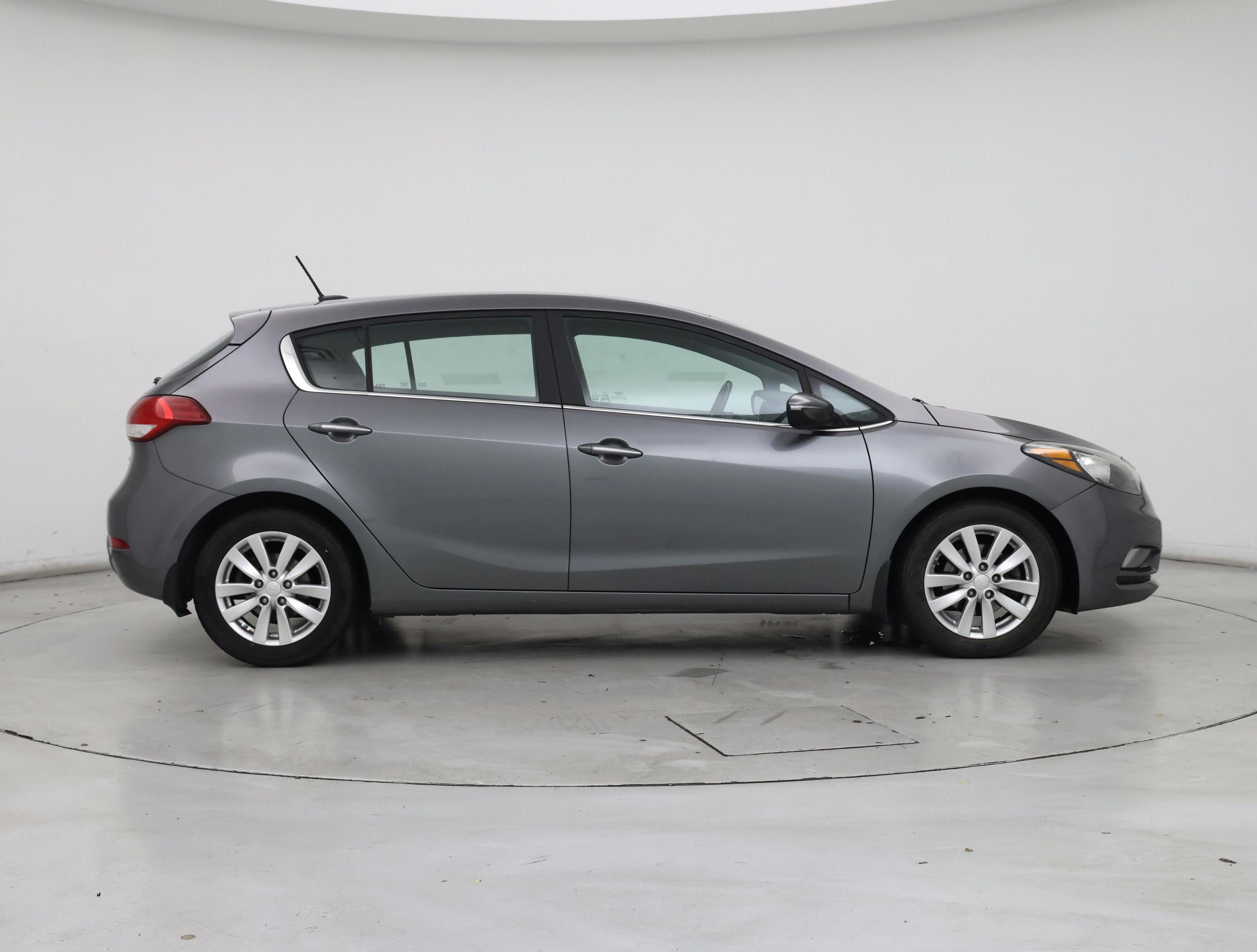 Thumbnail: 2015 Kia Forte - 7