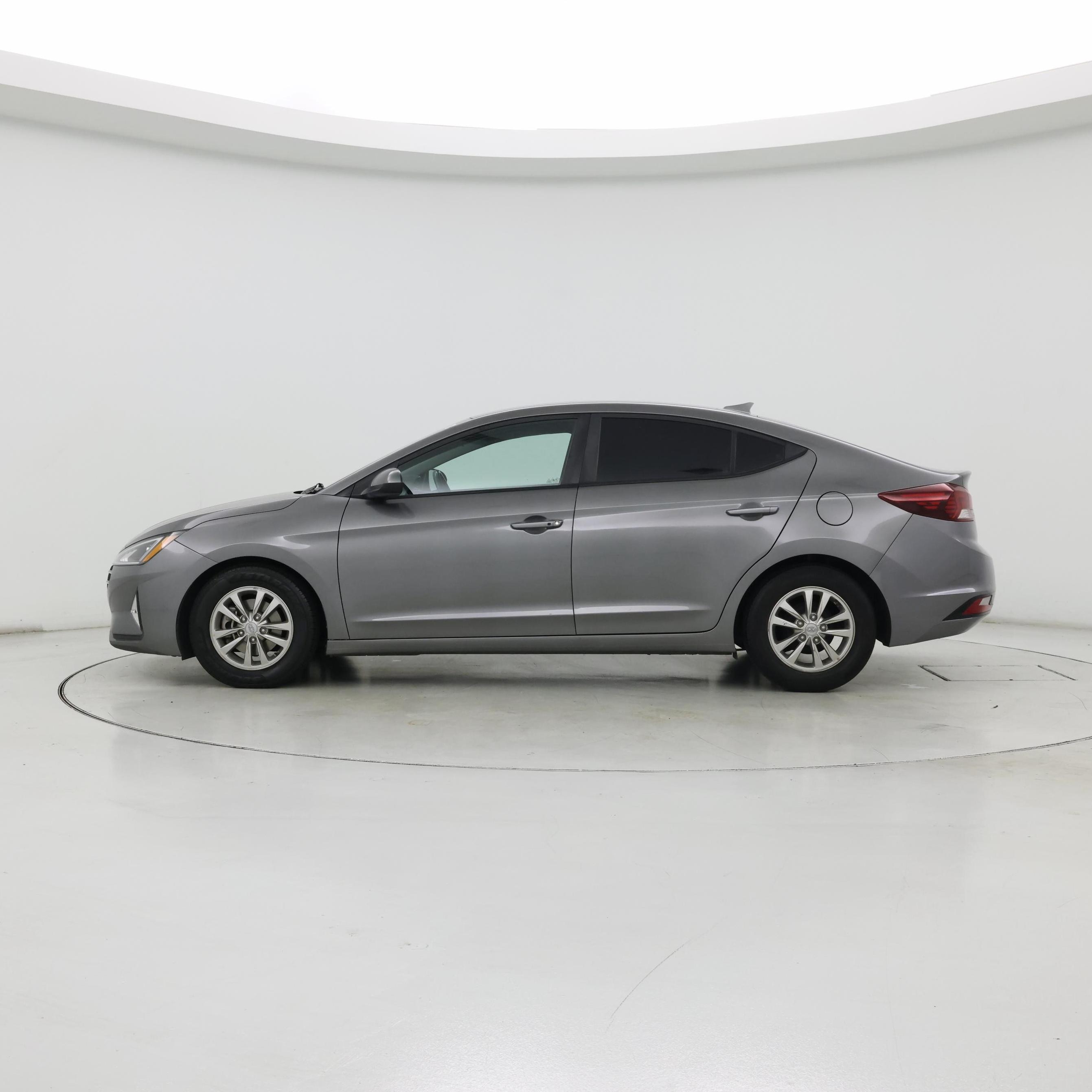 Thumbnail: 2020 Hyundai Elantra - 3
