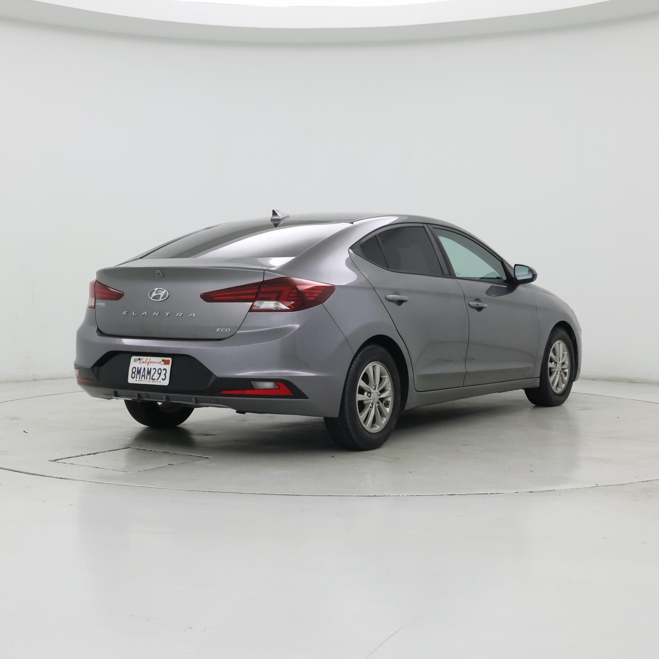 Thumbnail: 2020 Hyundai Elantra - 8