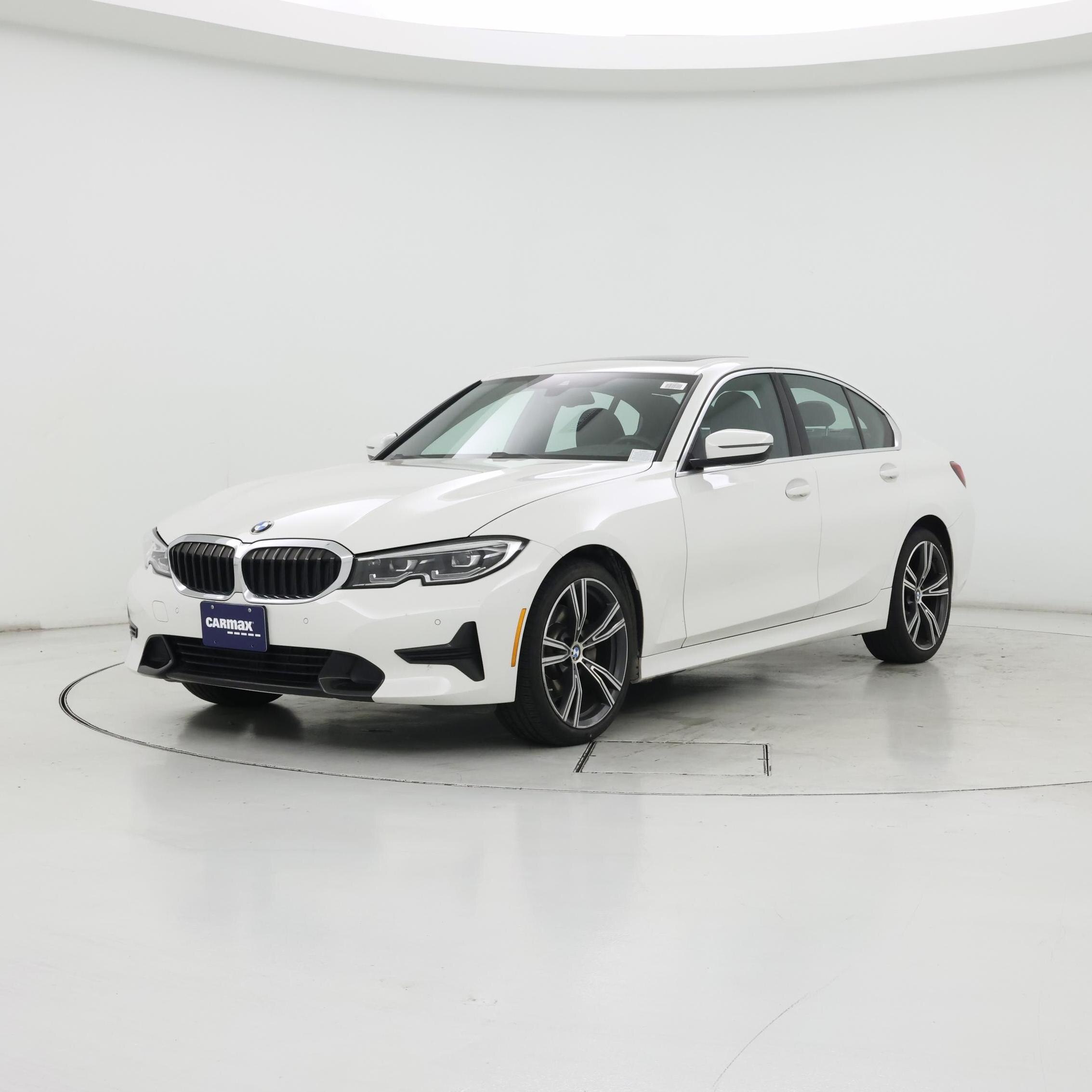 Thumbnail: 2021 BMW 3 Series - 4