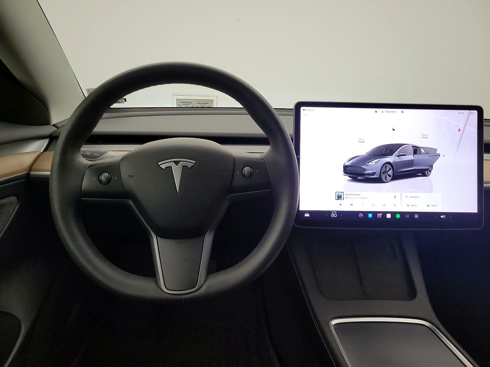 Thumbnail: 2023 Tesla Model 3 - 10
