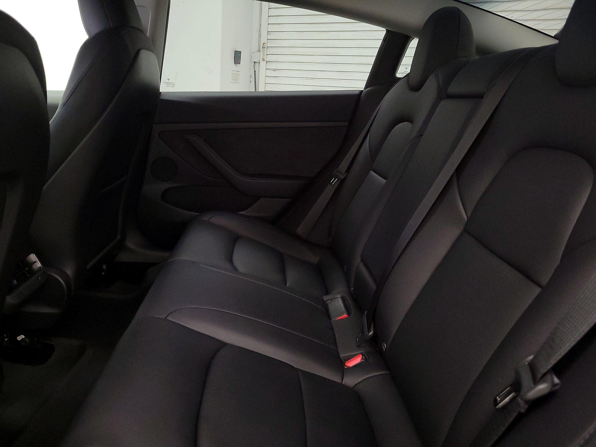 Thumbnail: 2023 Tesla Model 3 - 18
