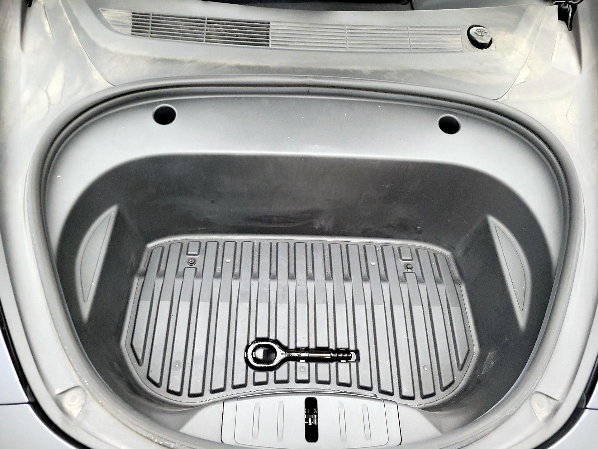 Thumbnail: 2023 Tesla Model 3 - 20