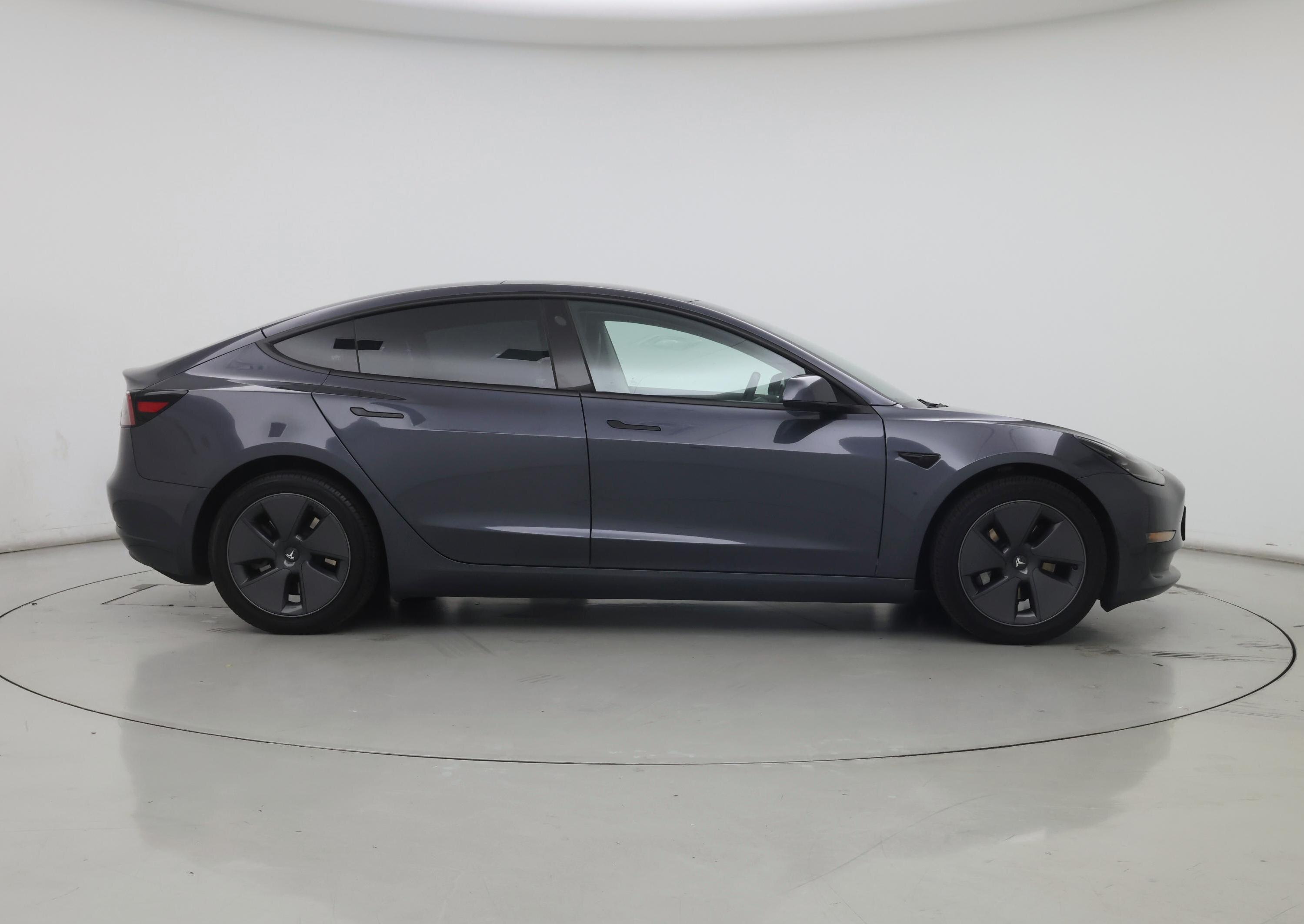 Thumbnail: 2023 Tesla Model 3 - 7