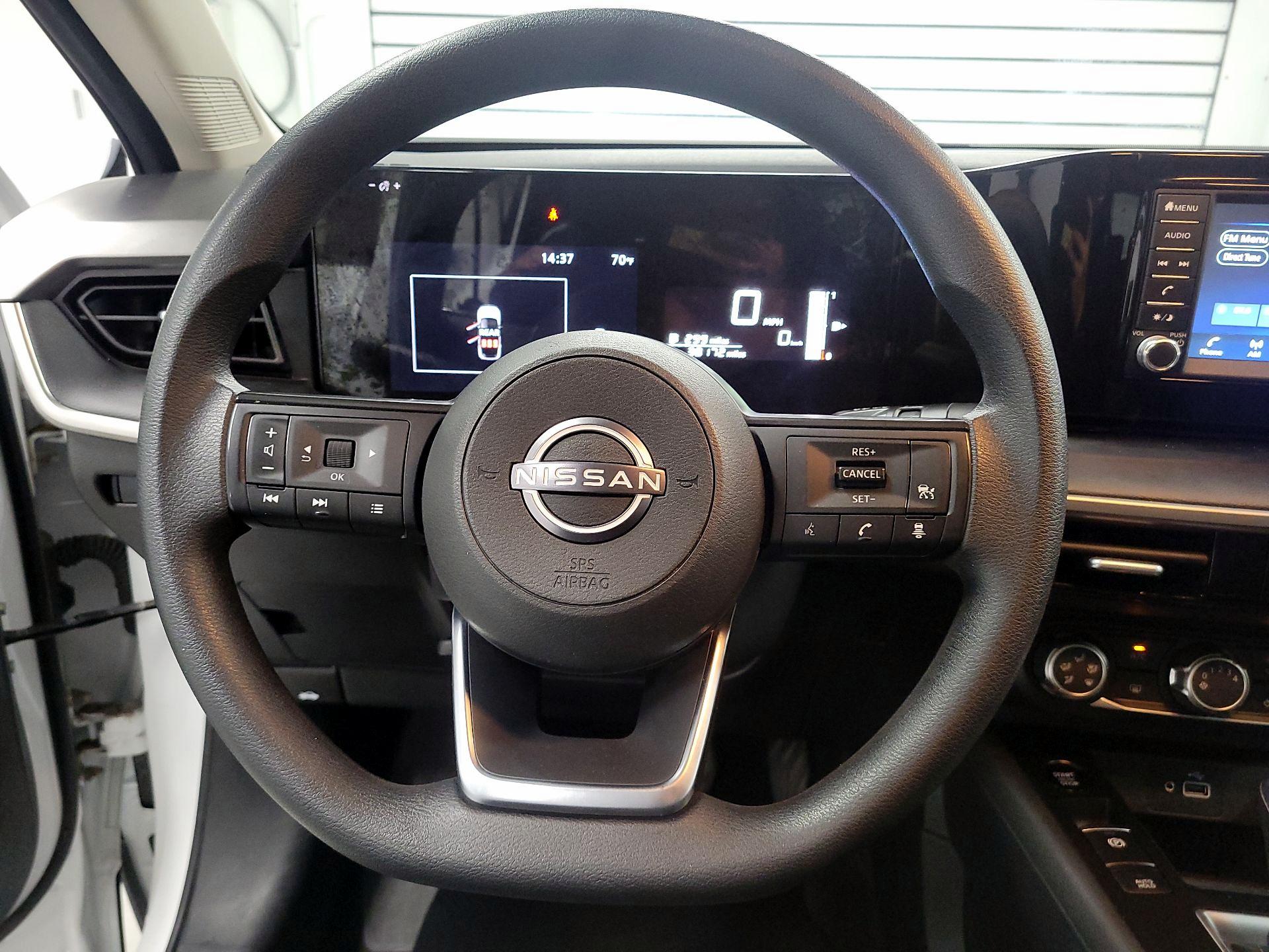 Thumbnail: 2025 Nissan Kicks - 10