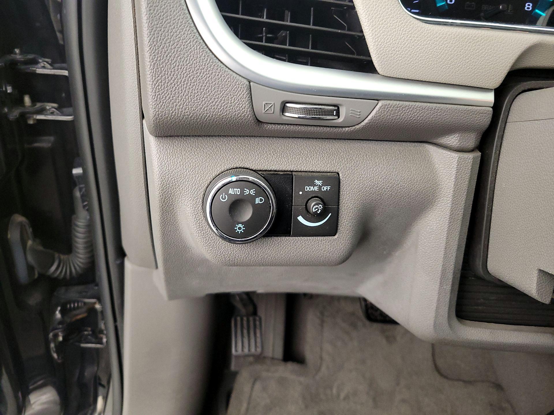 Thumbnail: 2017 Chevrolet Traverse - 13