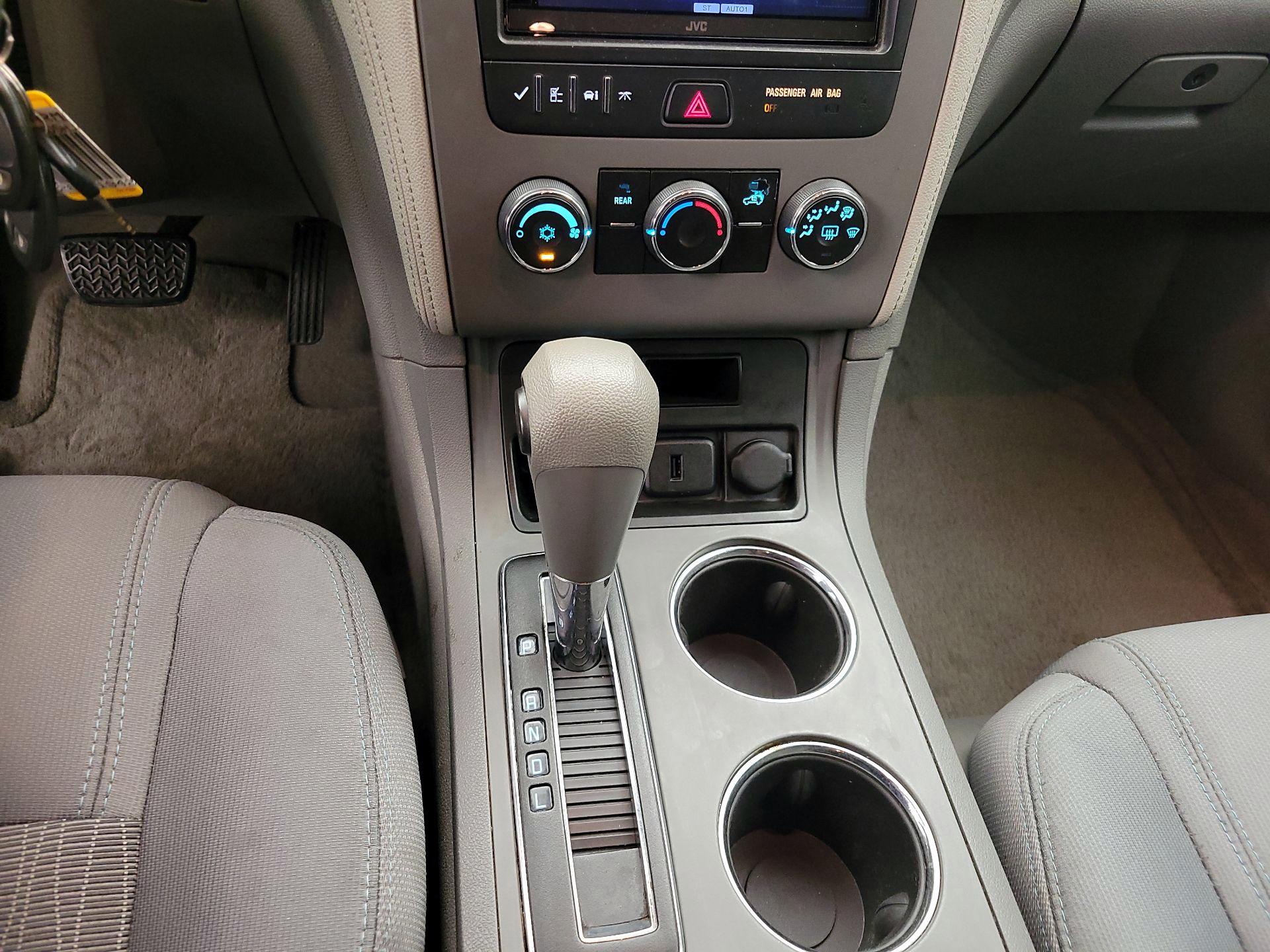 Thumbnail: 2017 Chevrolet Traverse - 17