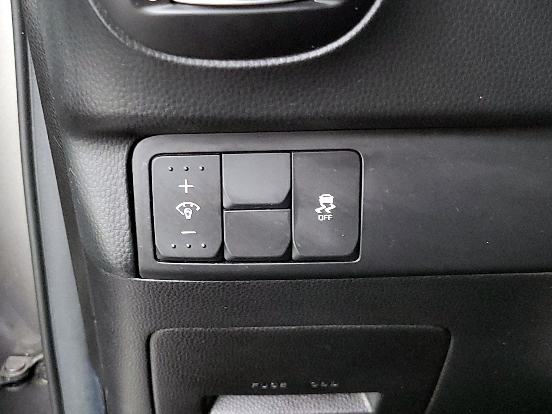 Thumbnail: 2017 Kia Soul - 13