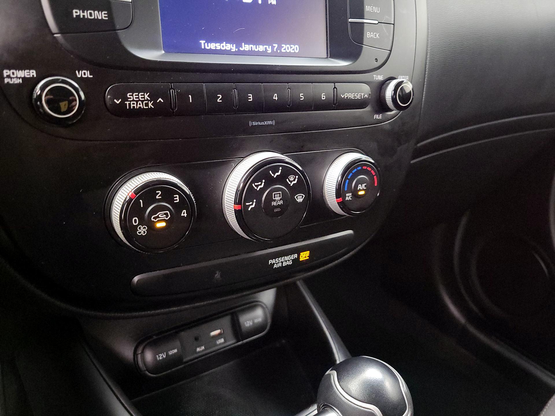 Thumbnail: 2017 Kia Soul - 15