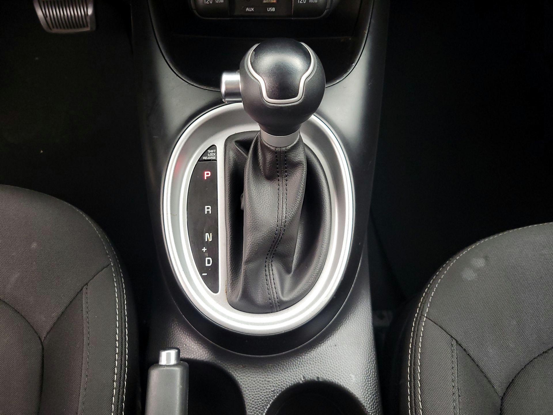 Thumbnail: 2017 Kia Soul - 16