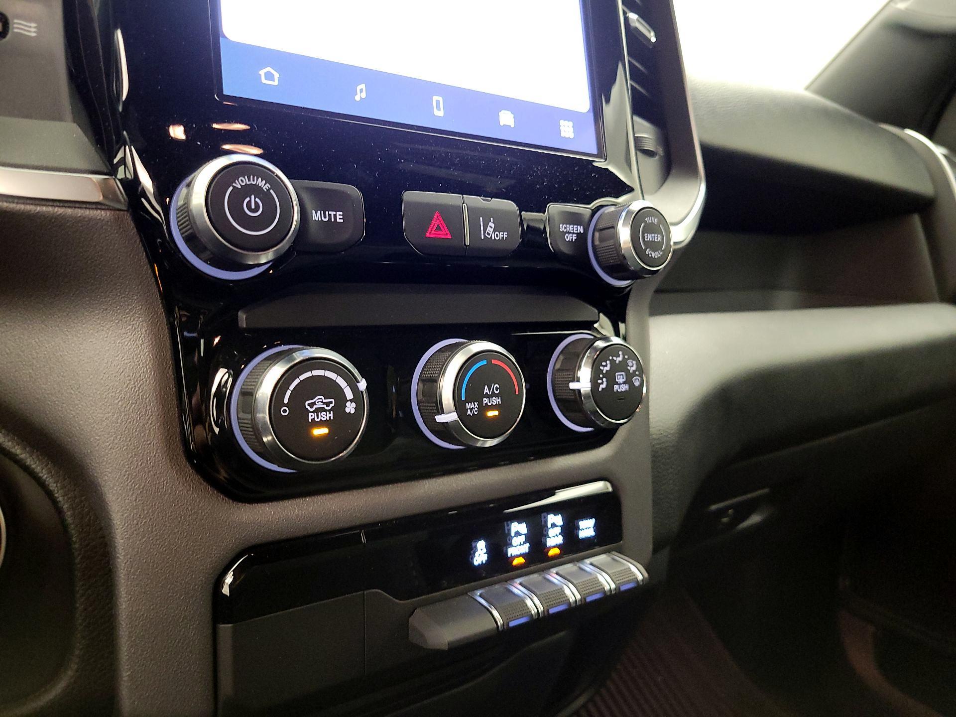Thumbnail: 2025 RAM 1500 - 16