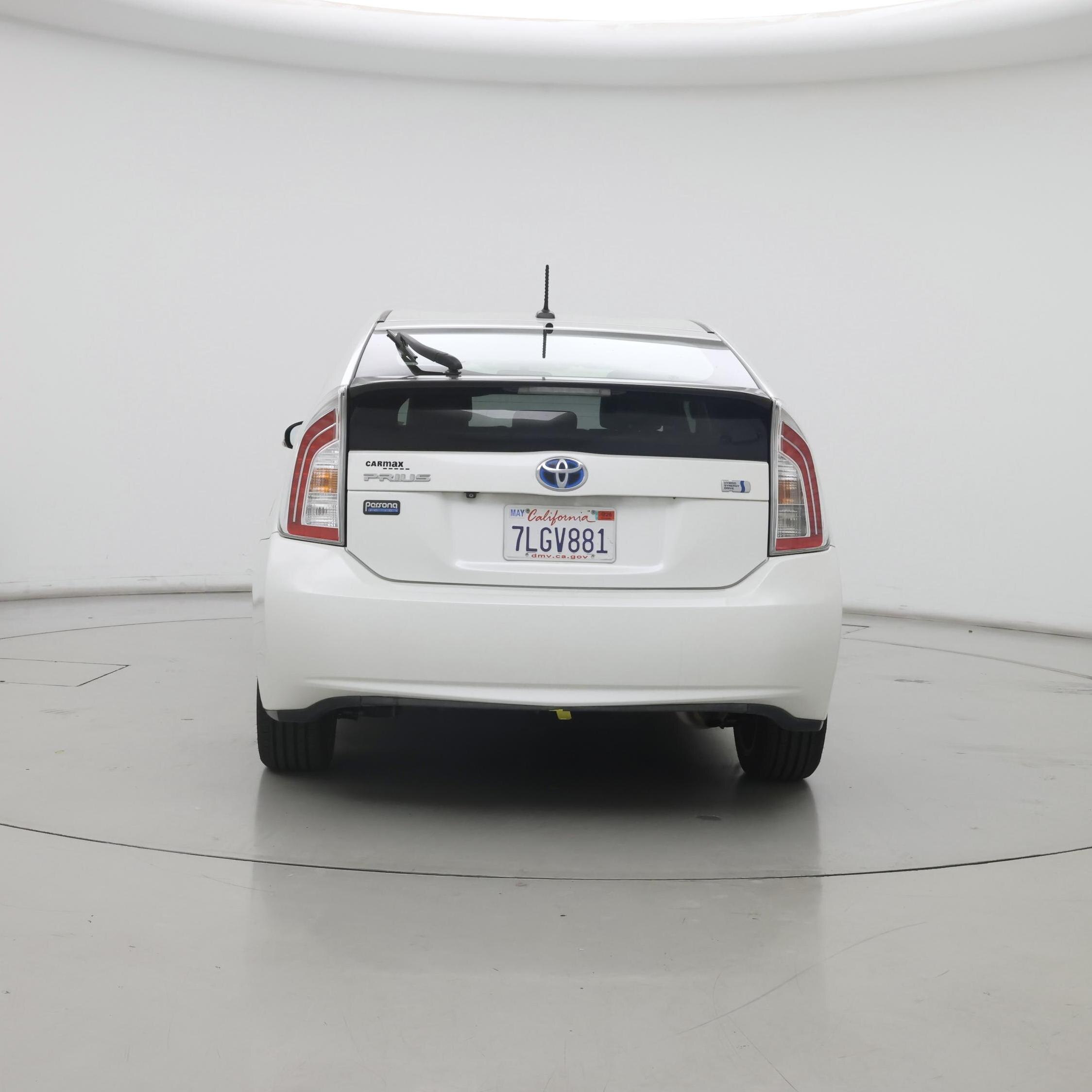 Thumbnail: 2015 Toyota Prius - 6