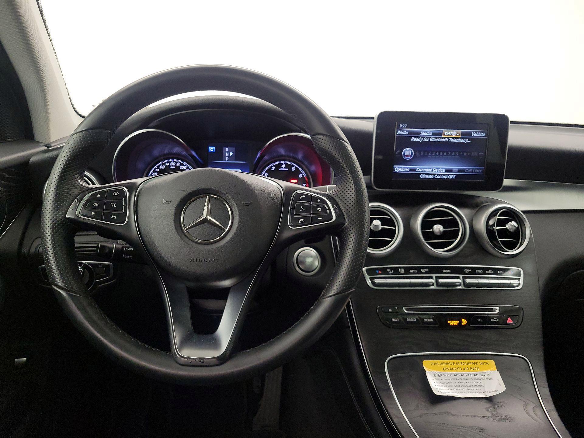 Thumbnail: 2016 Mercedes-Benz GLC - 10