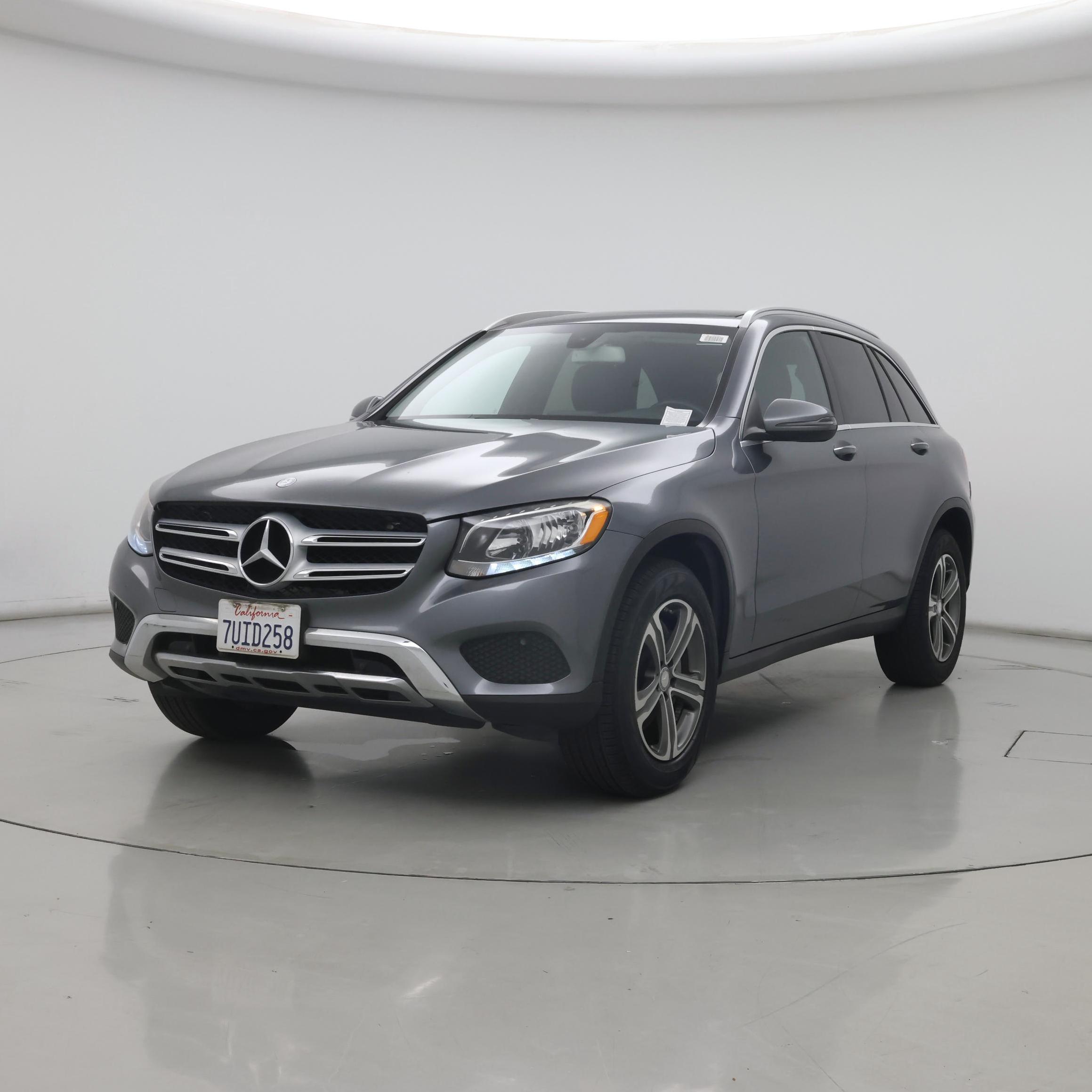 Thumbnail: 2016 Mercedes-Benz GLC - 4