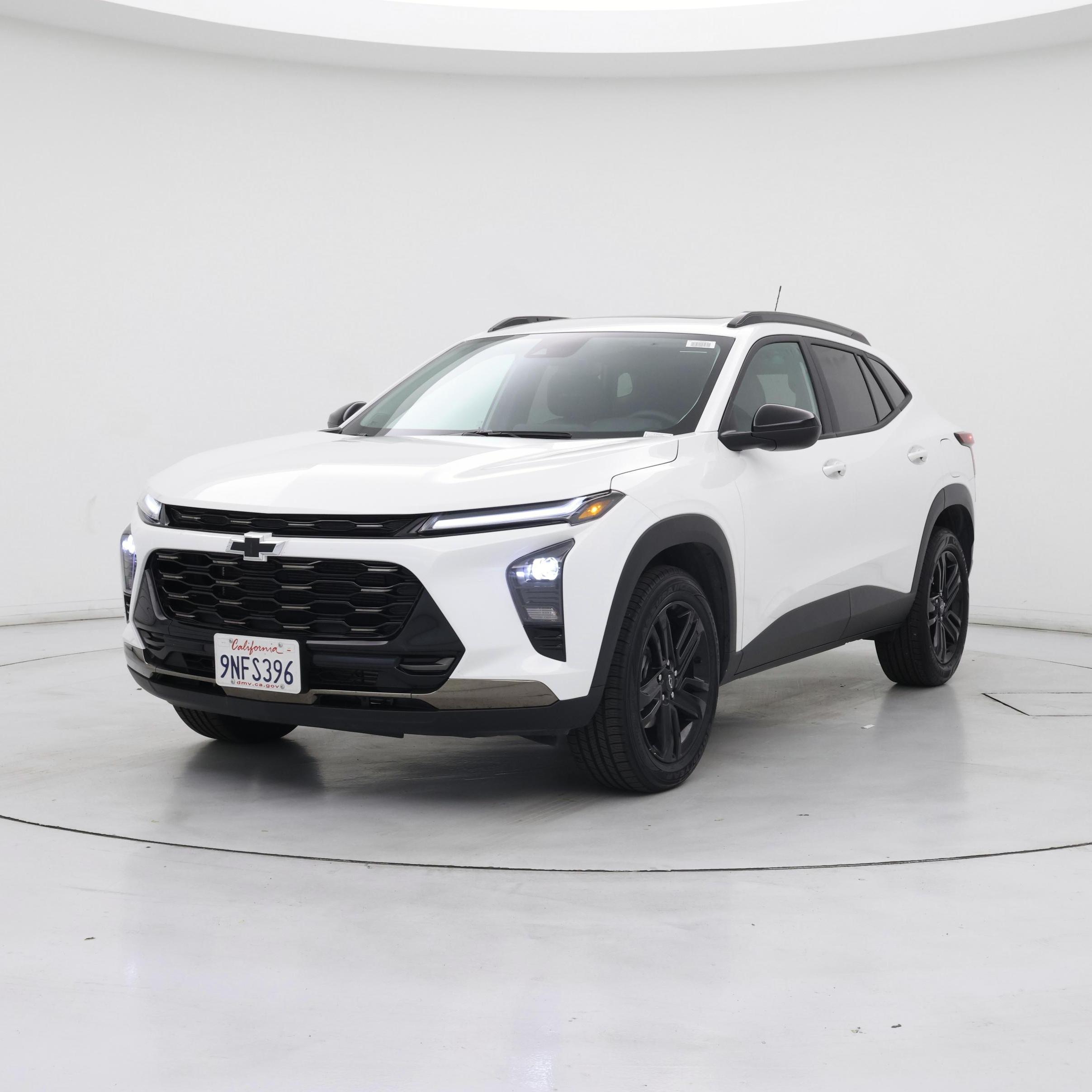 Thumbnail: 2025 Chevrolet Trax - 4