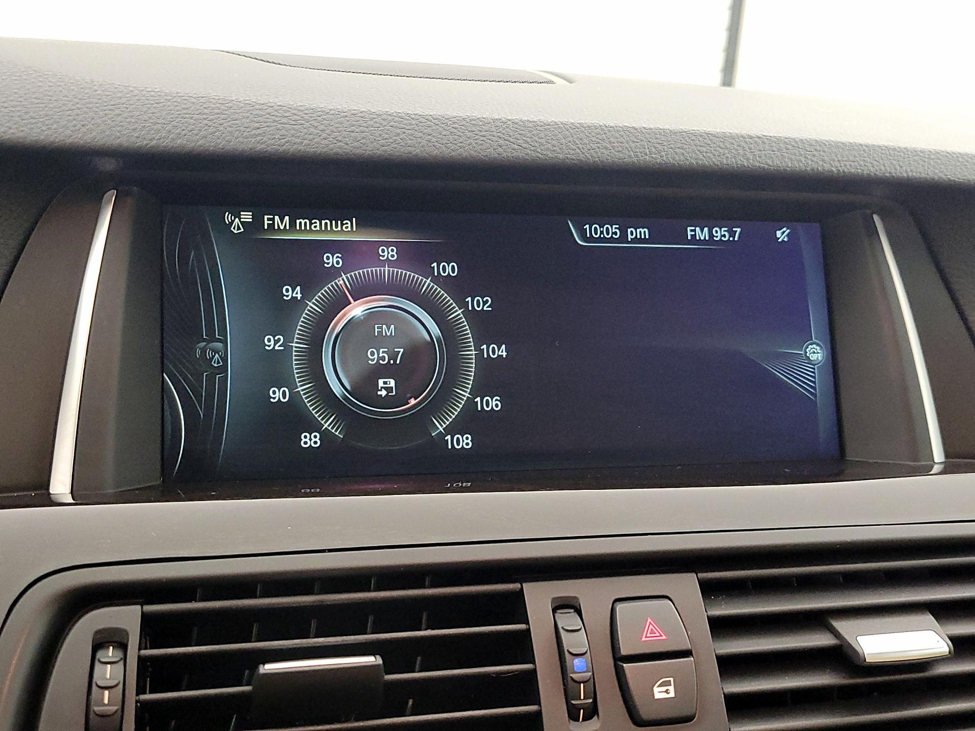 Thumbnail: 2014 BMW 5 Series - 15