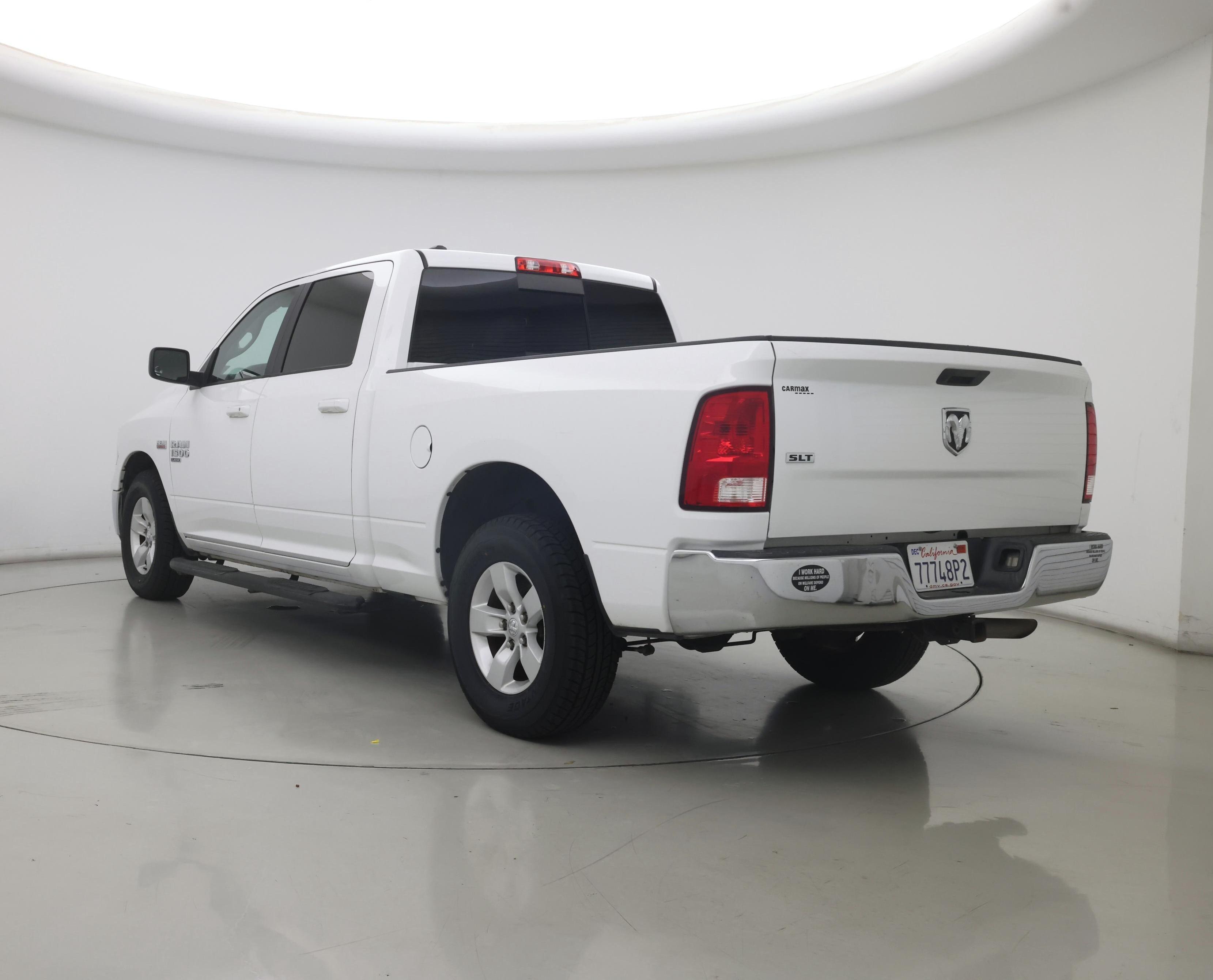 Thumbnail: 2019 RAM 1500 Classic - 2