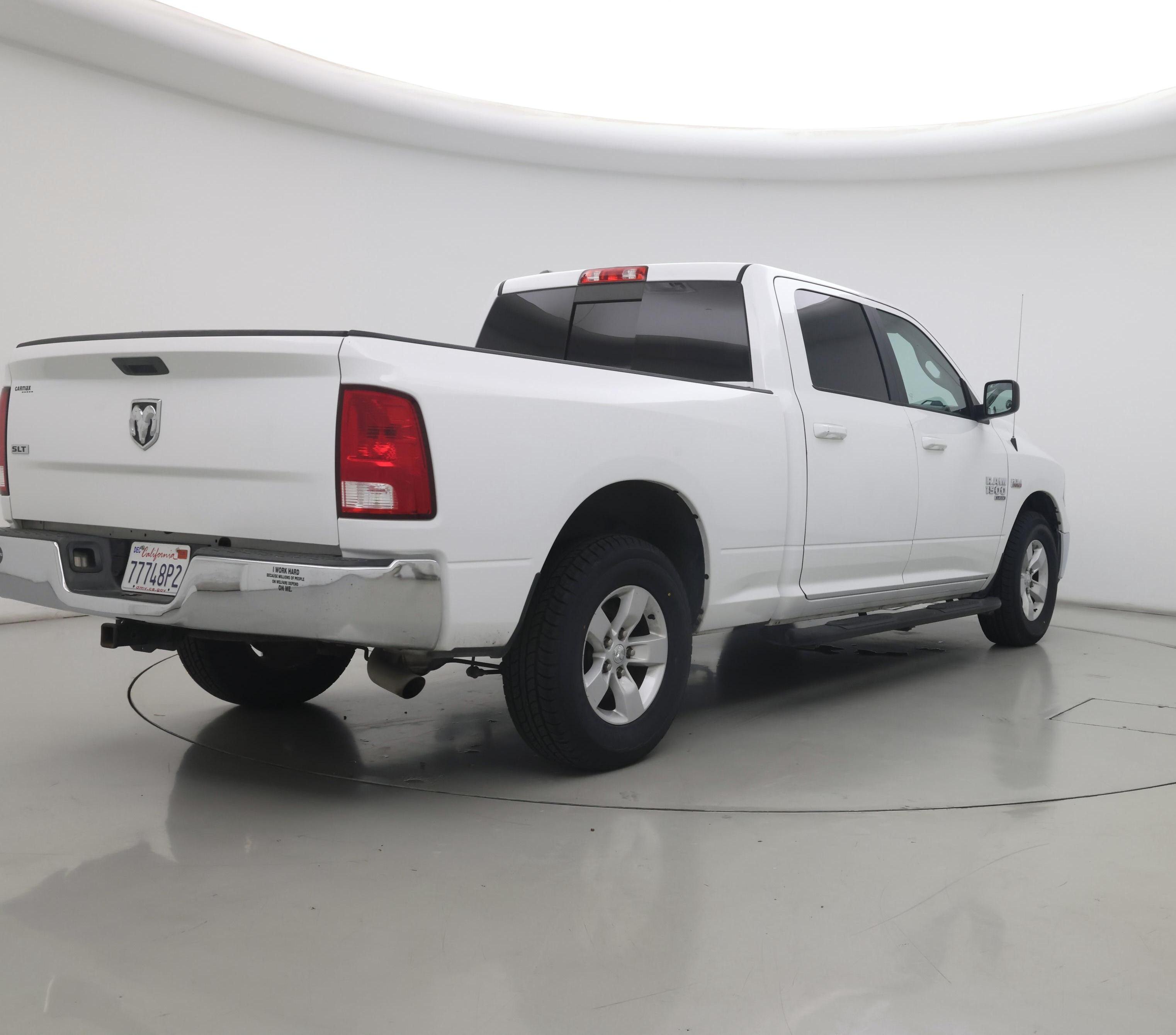Thumbnail: 2019 RAM 1500 Classic - 8