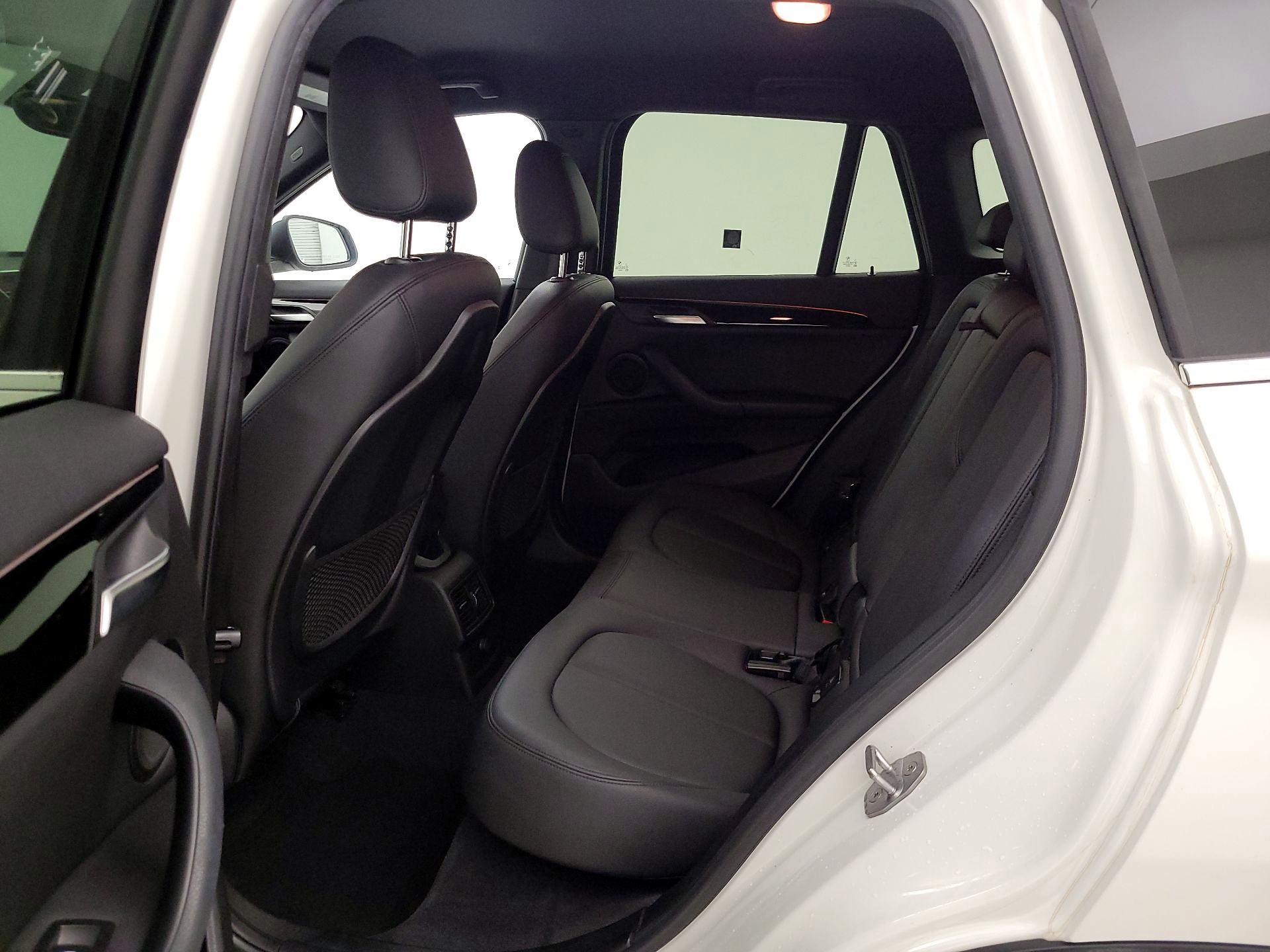 Thumbnail: 2017 BMW X1 - 19