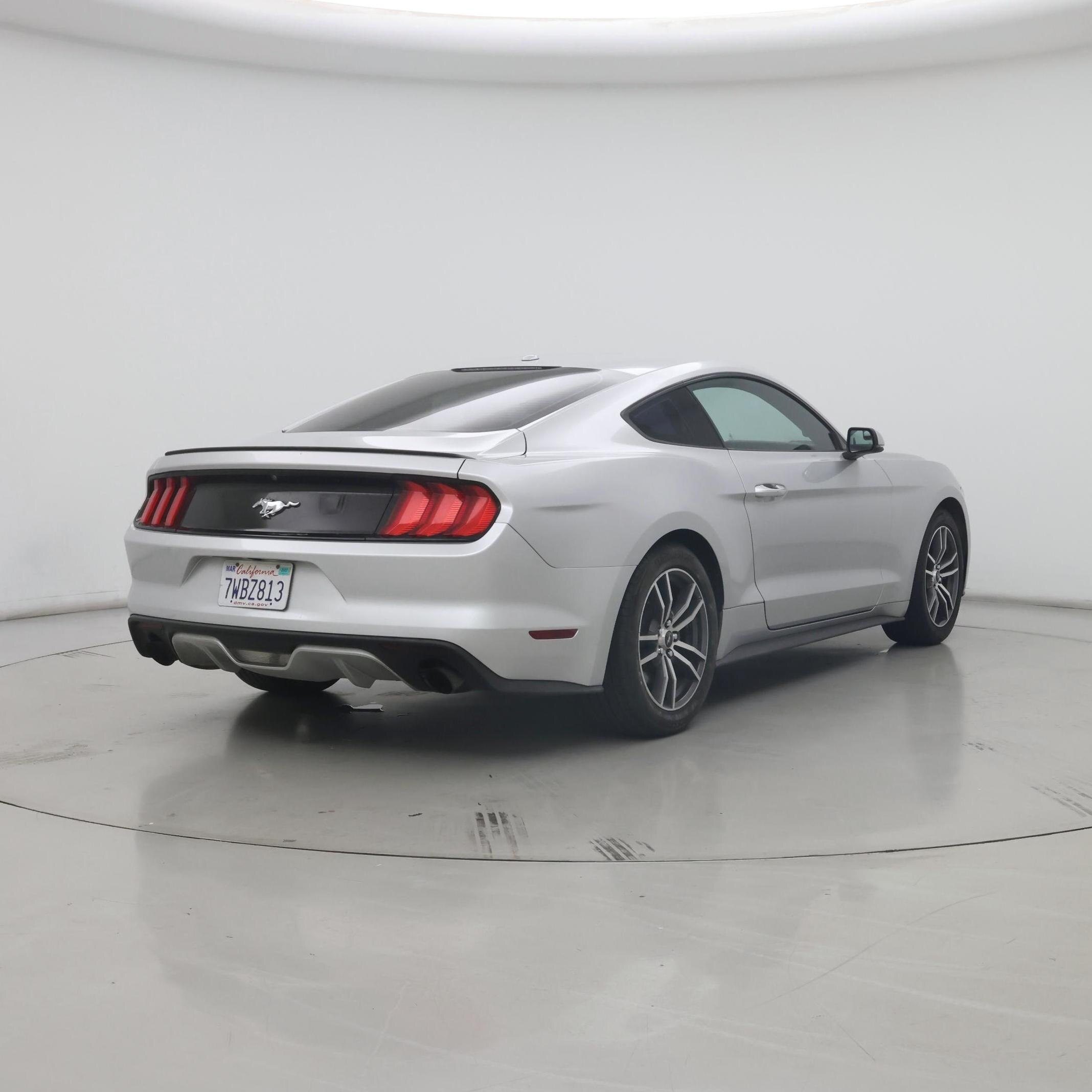 Thumbnail: 2016 Ford Mustang - 8