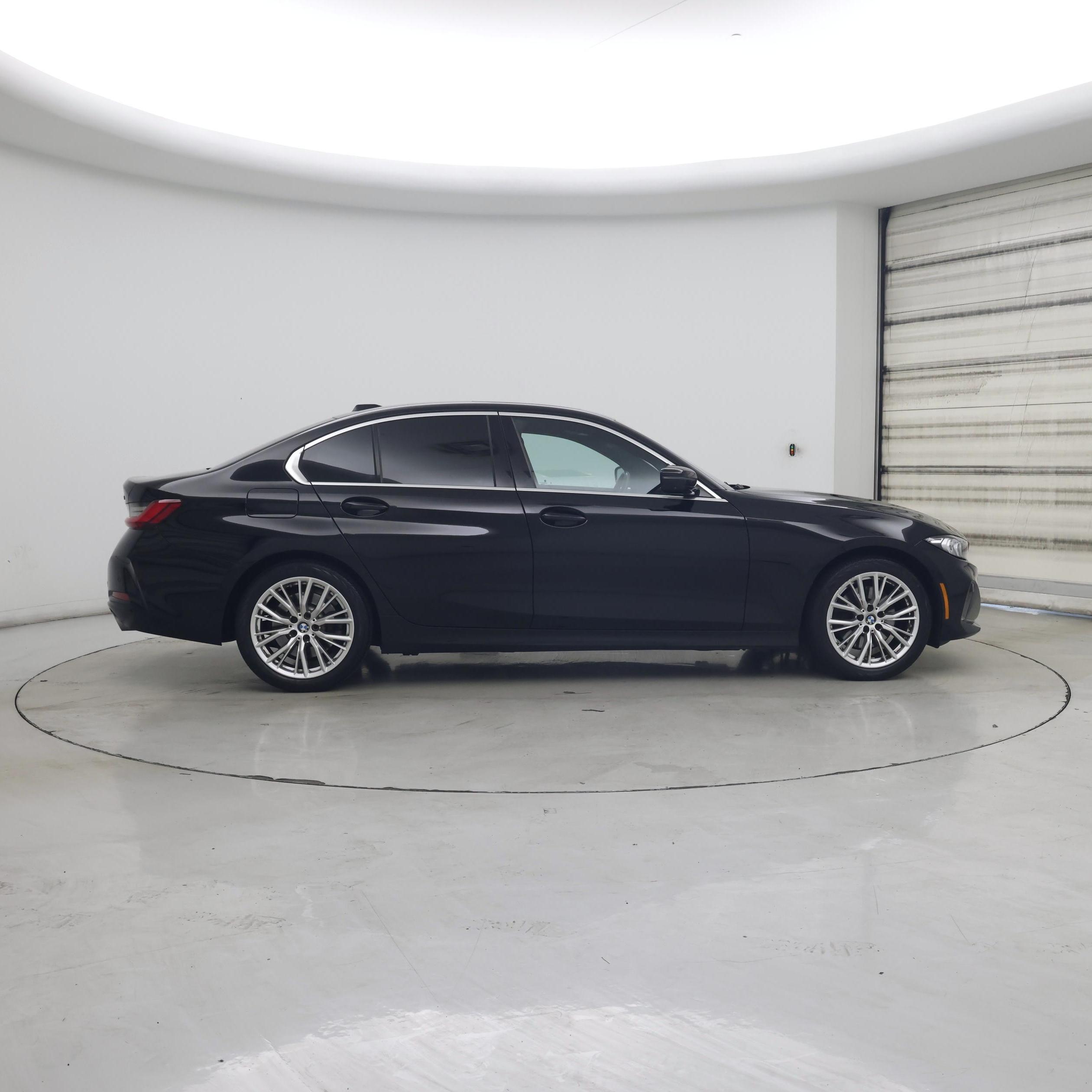 Thumbnail: 2024 BMW 3 Series - 7
