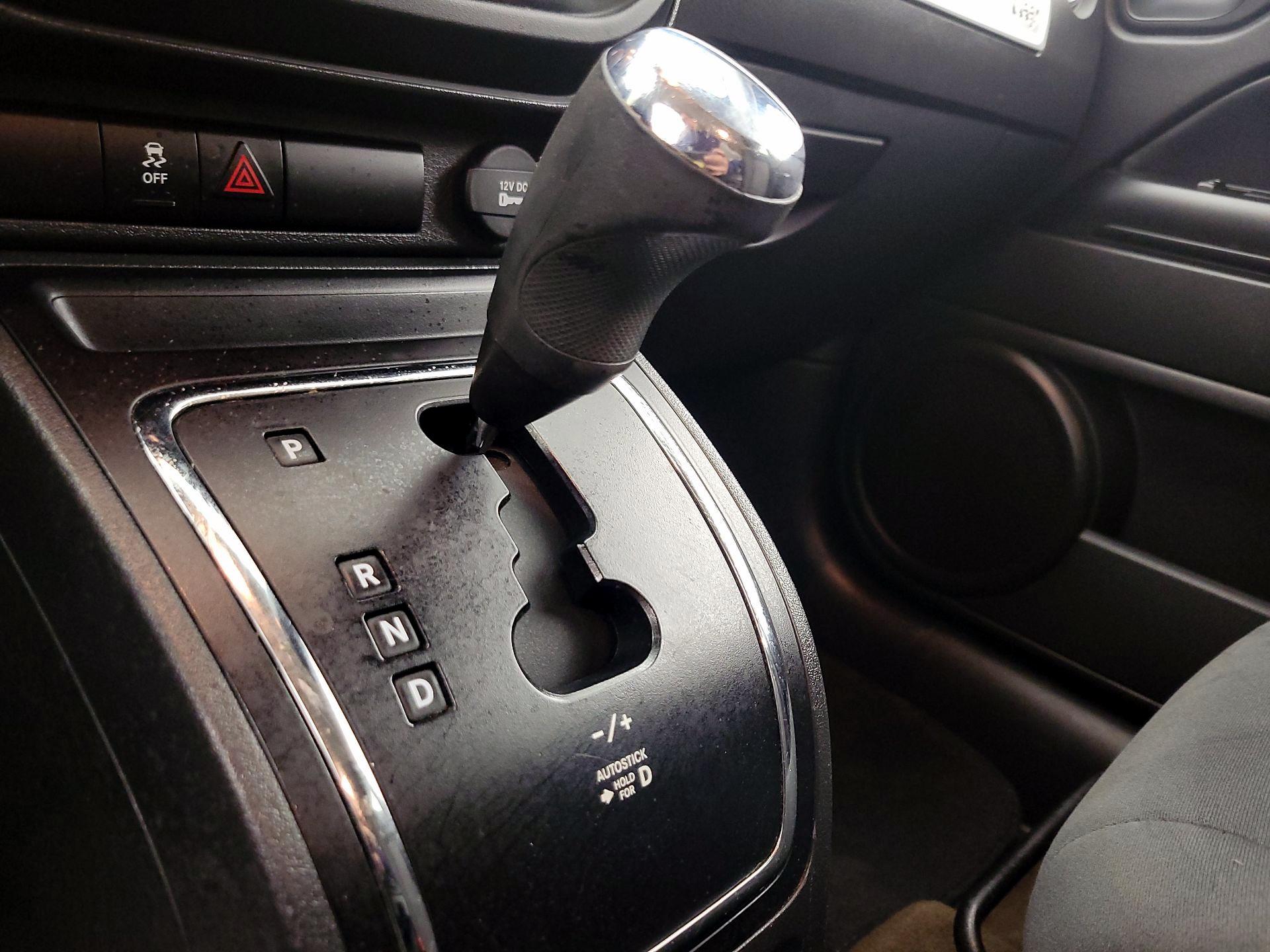 Thumbnail: 2015 Jeep Compass - 15