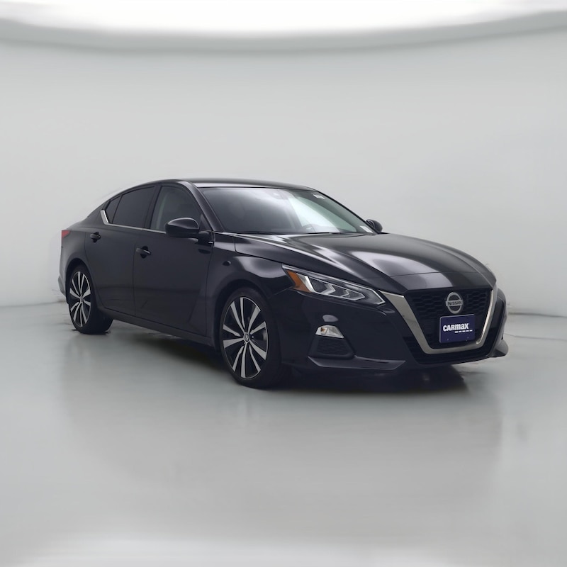 2022 Nissan Altima SR