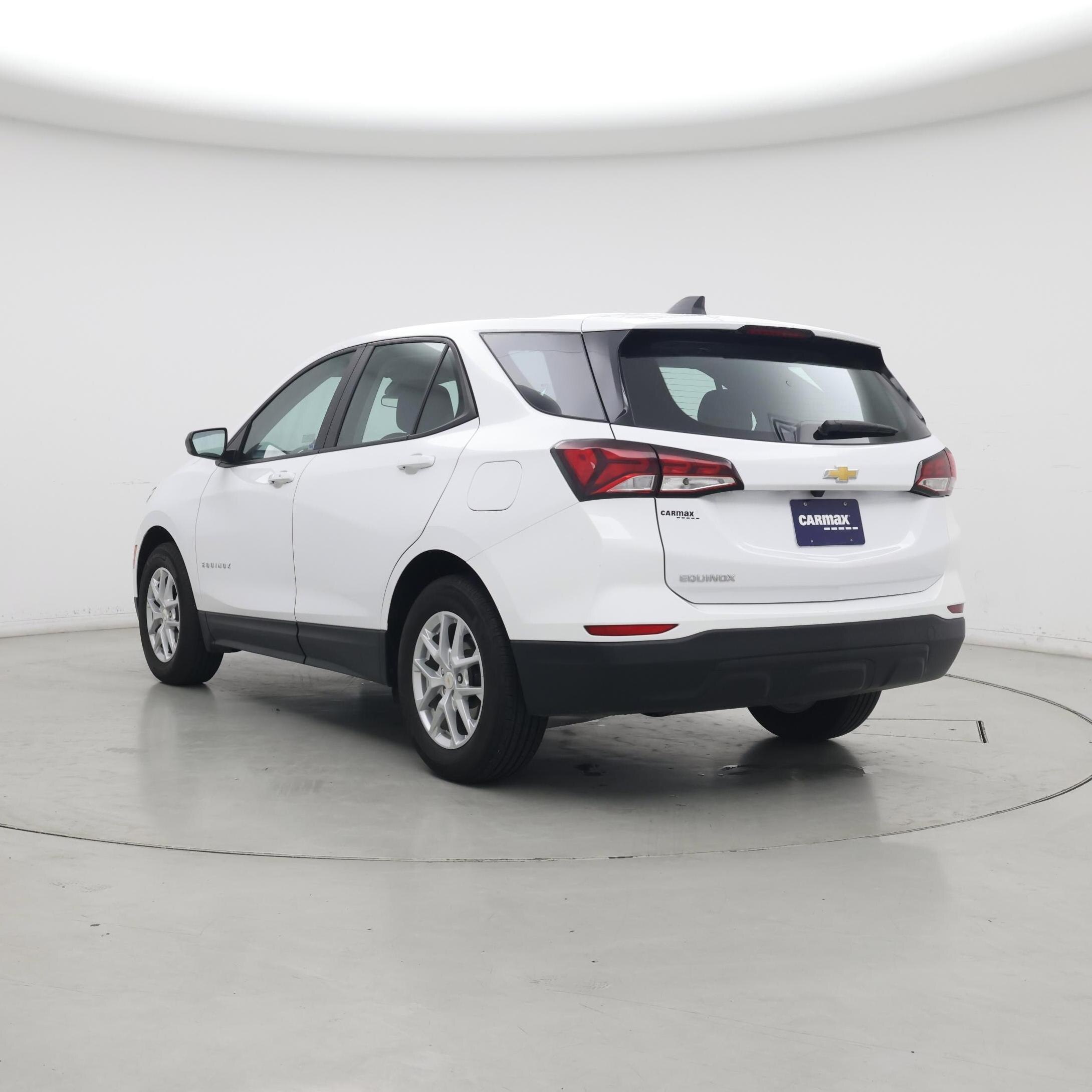 Thumbnail: 2023 Chevrolet Equinox - 2