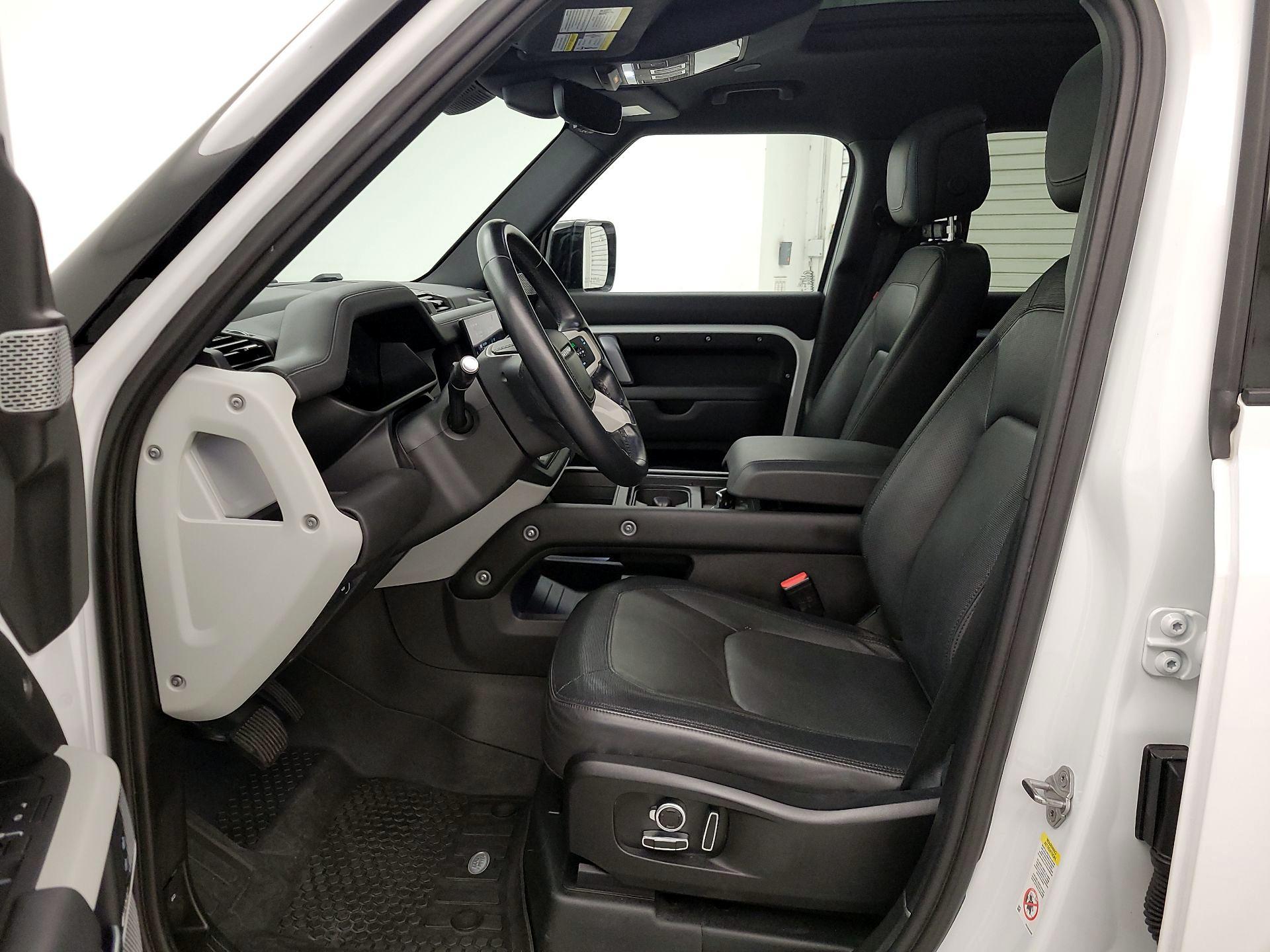 Thumbnail: 2023 Land Rover Defender - 11