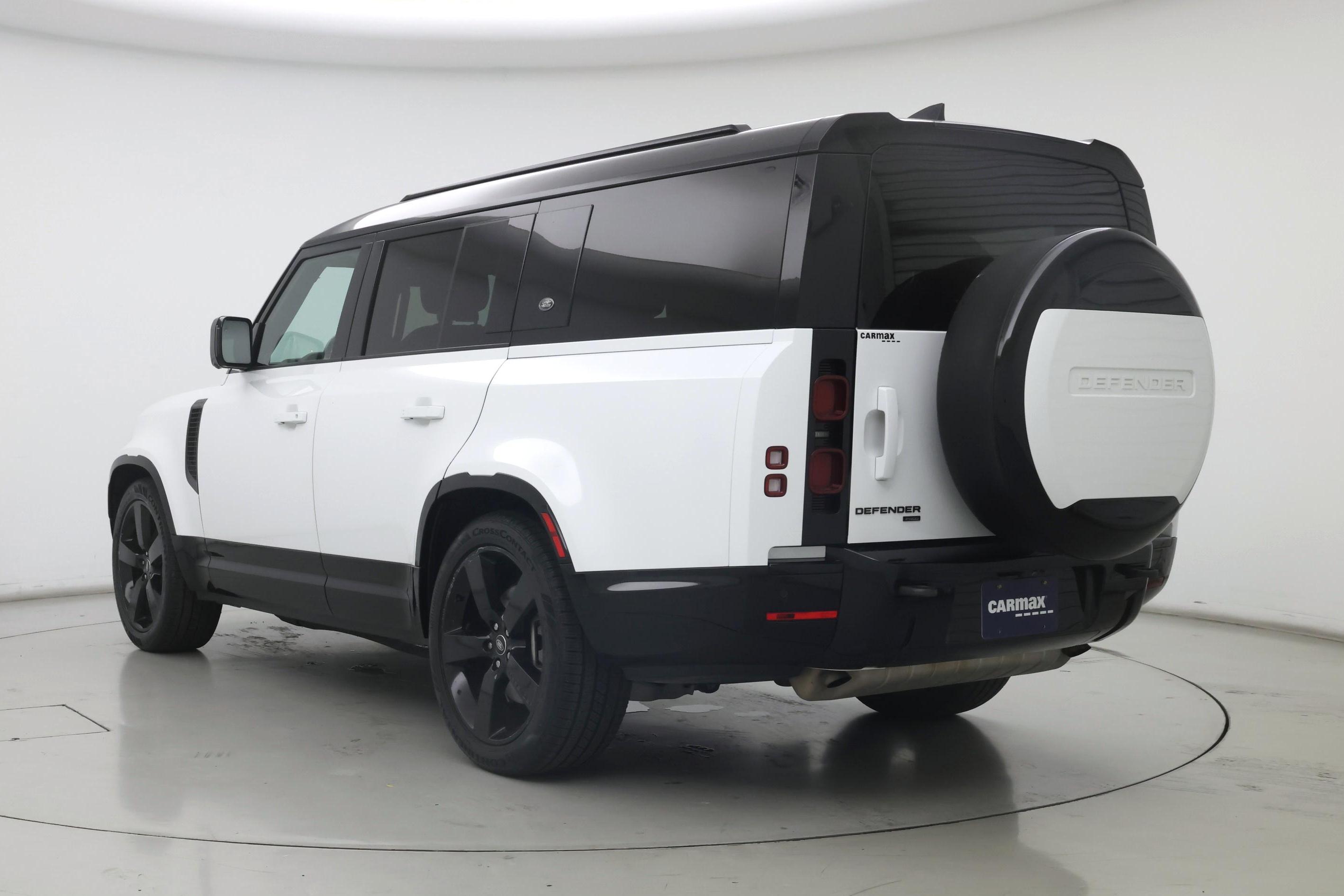 Thumbnail: 2023 Land Rover Defender - 2