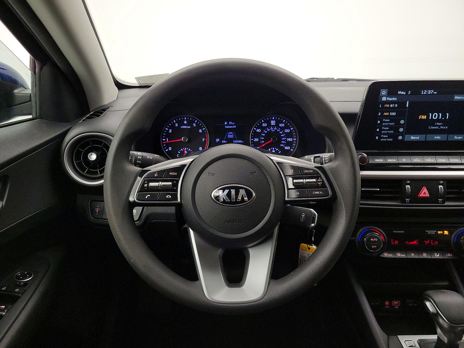 Thumbnail: 2019 Kia Forte - 10