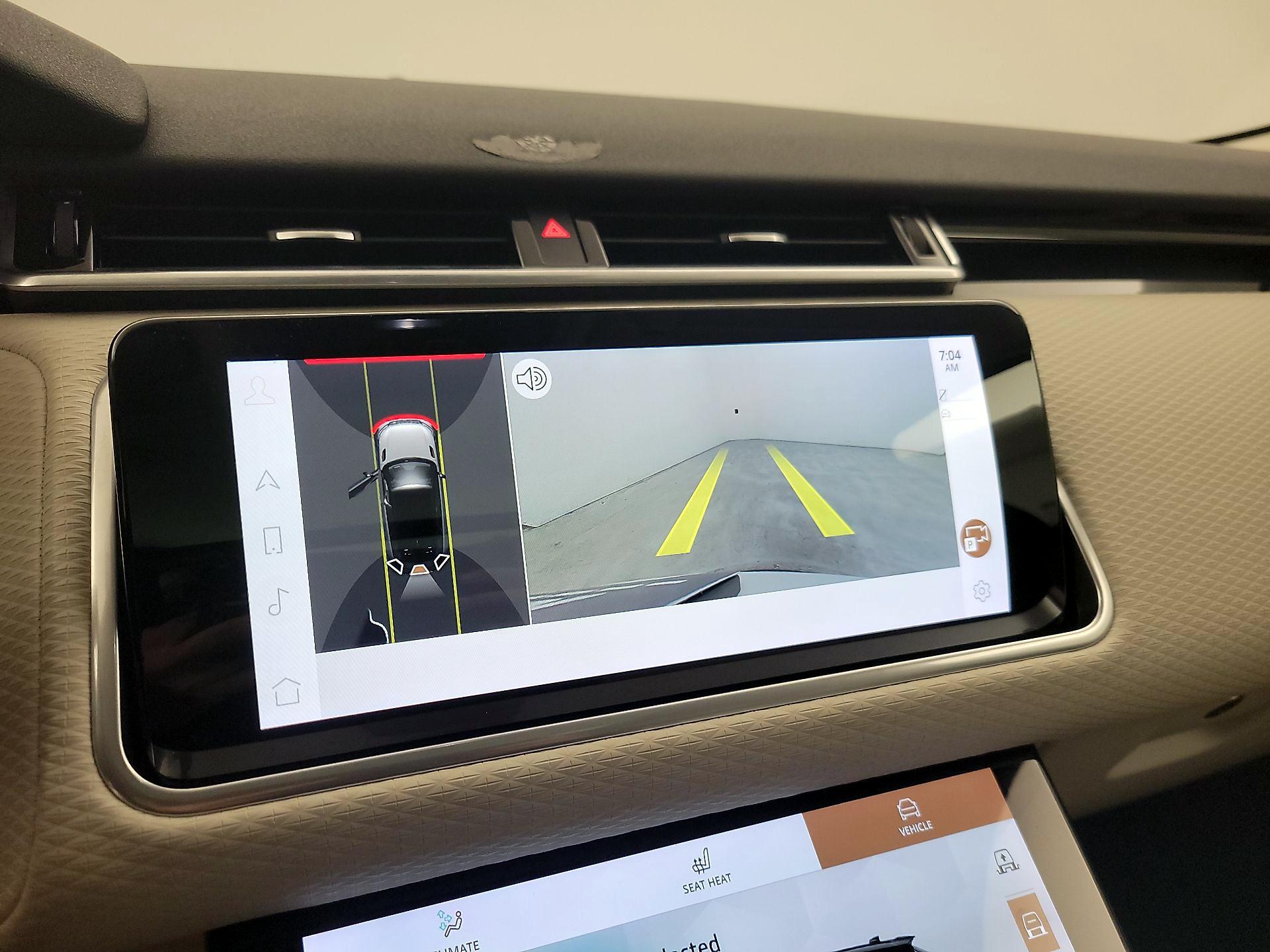 Thumbnail: 2023 Land Rover Range Rover Velar - 15