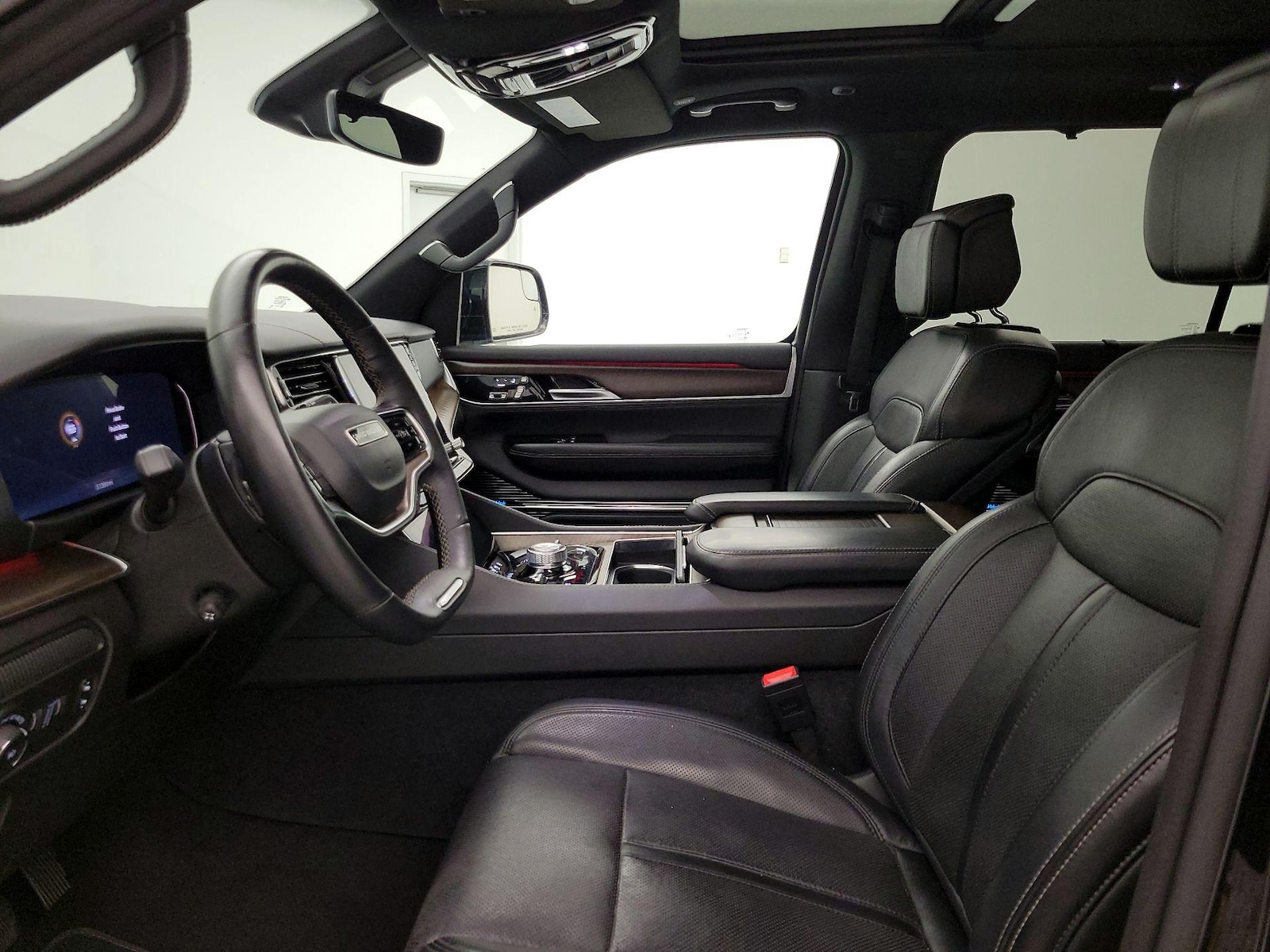 2024 Jeep Grand Wagoneer L Series I - Photo 12