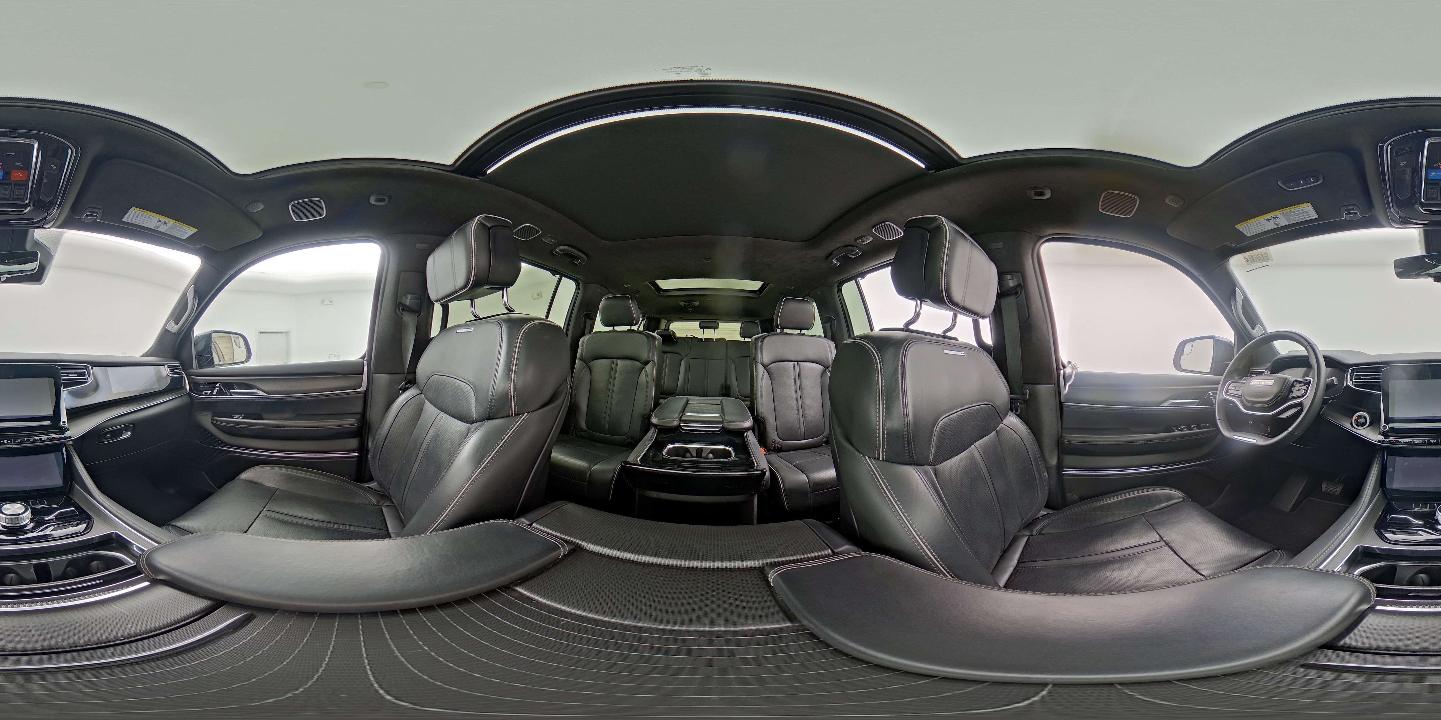 2024 Jeep Grand Wagoneer L Series II - Photo 28