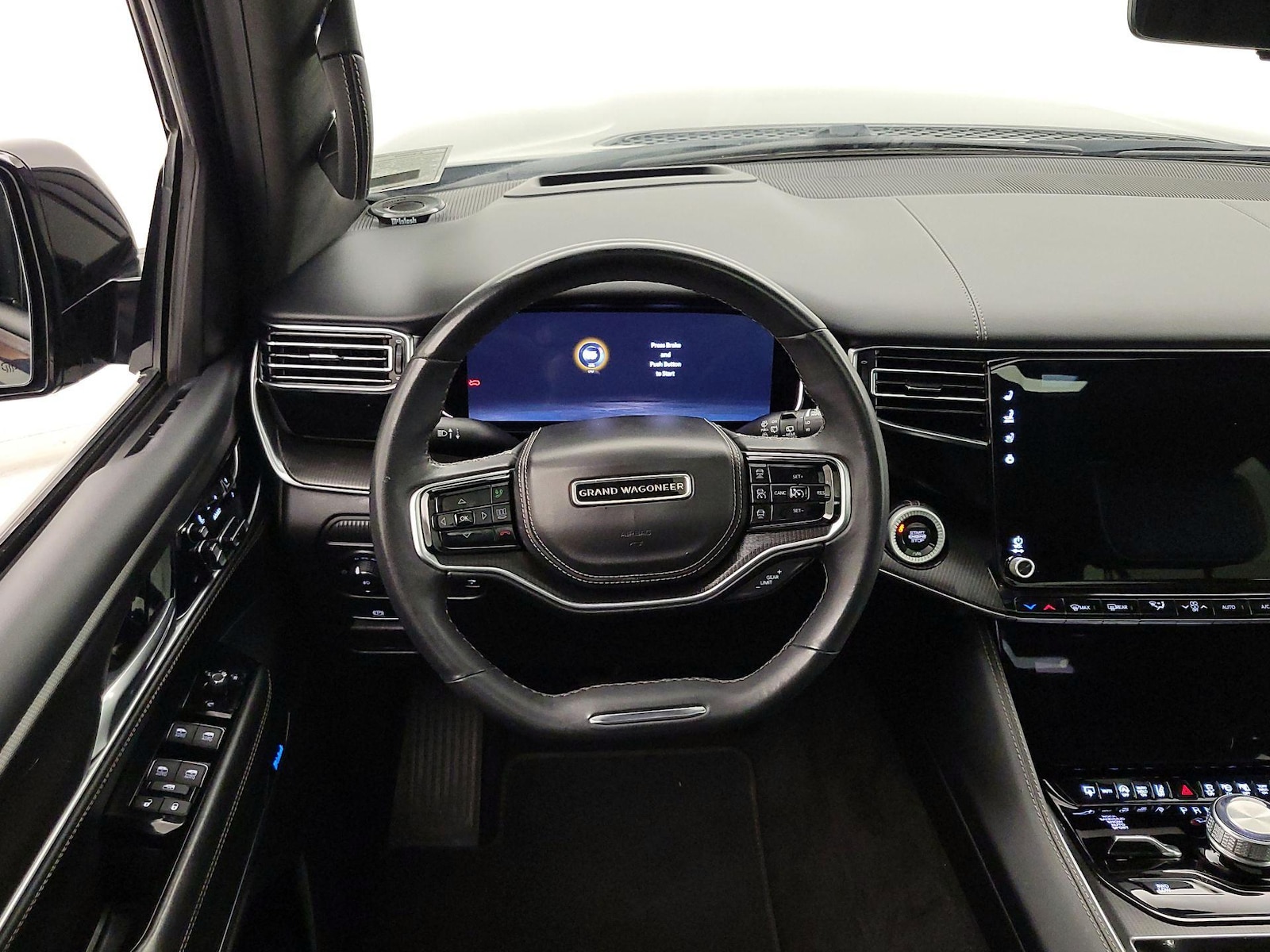 2024 Jeep Grand Wagoneer L Series II - Photo 11