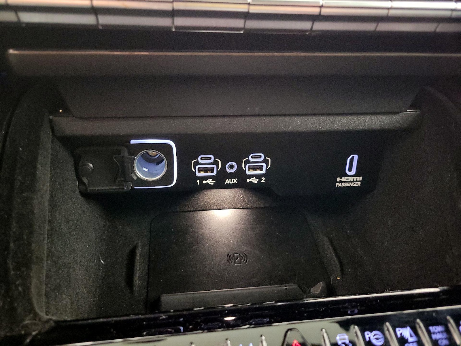 2024 Jeep Grand Wagoneer L Series II - Photo 20