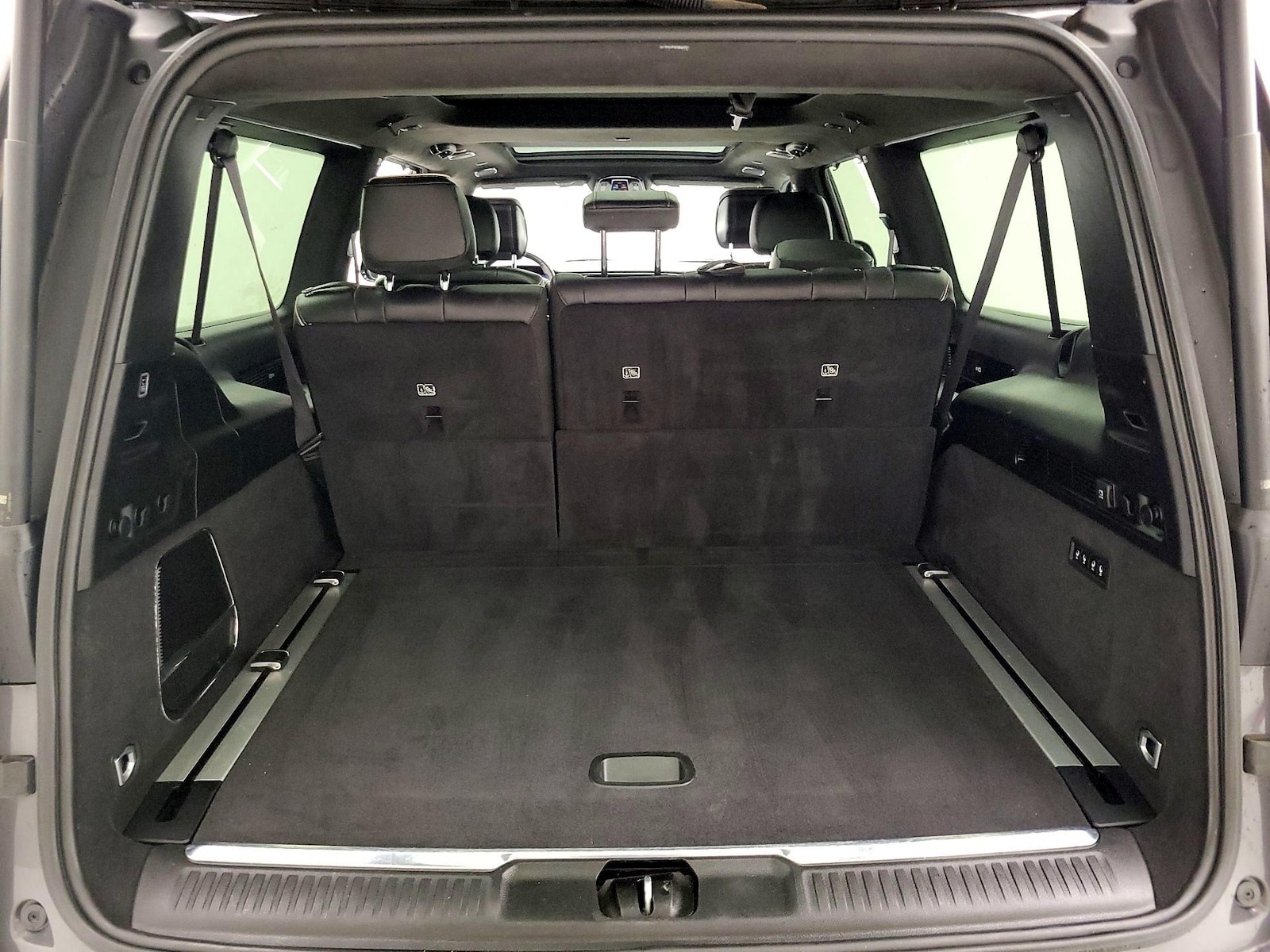 2024 Jeep Grand Wagoneer L Series II - Photo 24